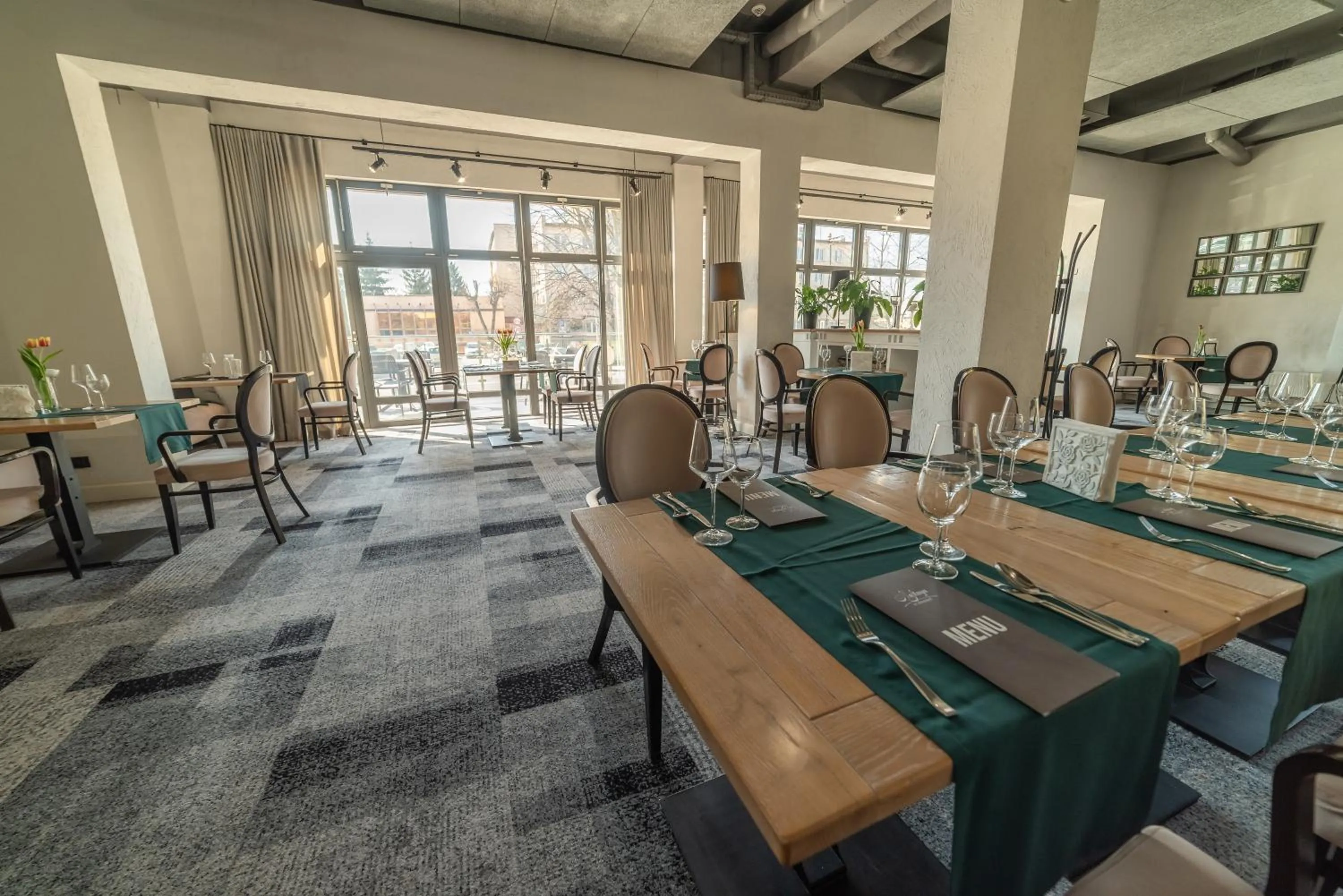 Restaurant/places to eat in Hotel Nafta Krosno