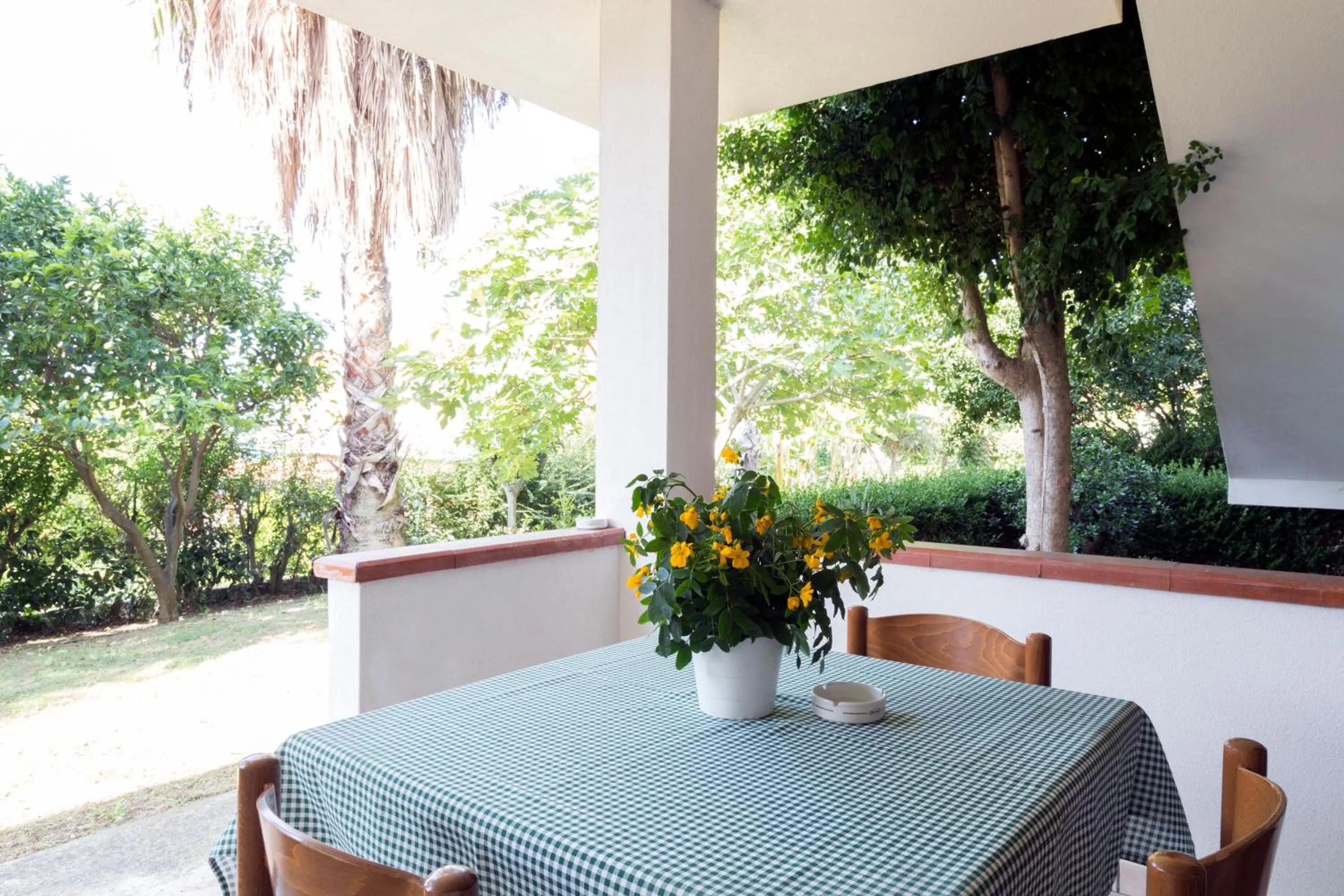 Garden in Happy Days