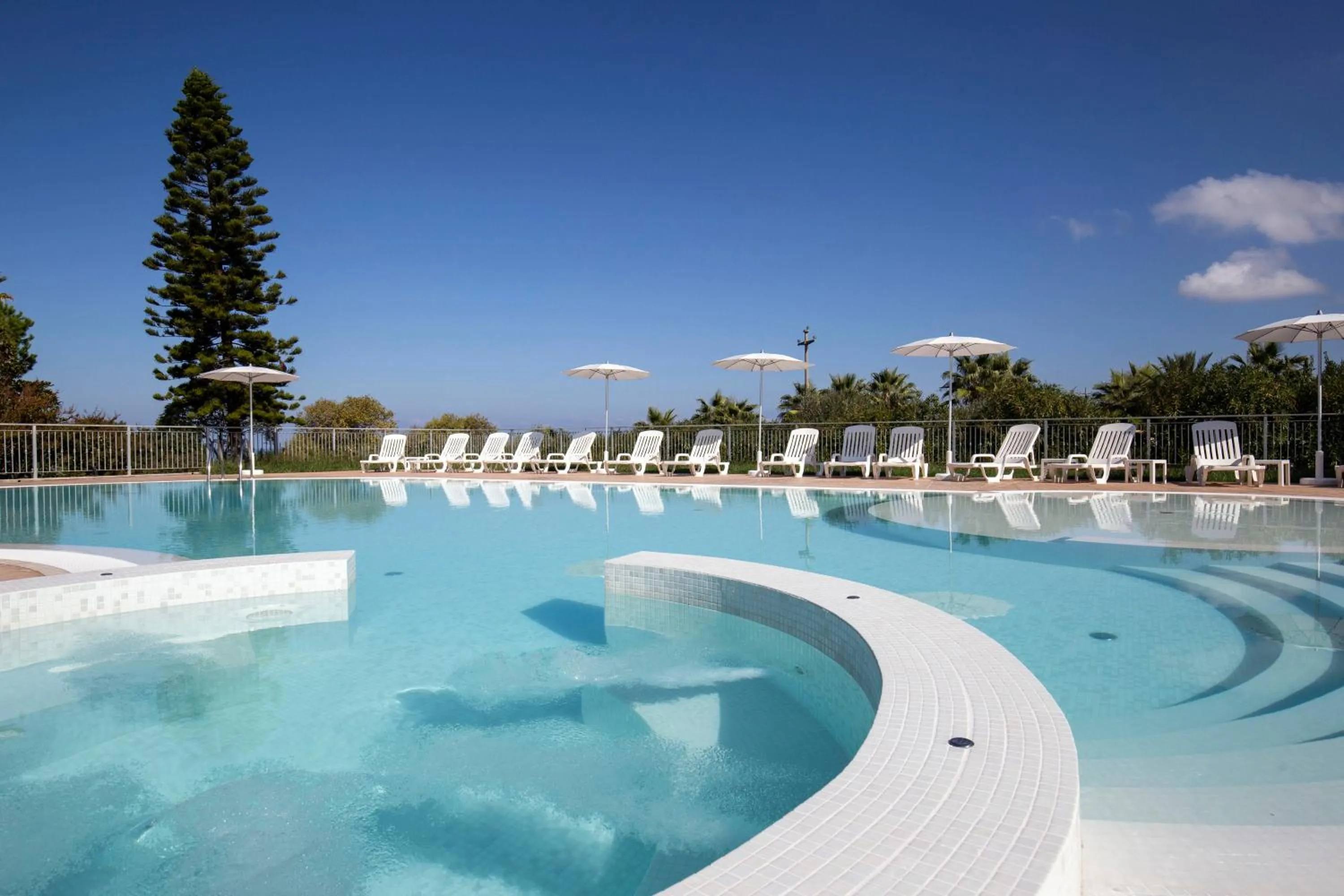 Hot Tub in Happy Days