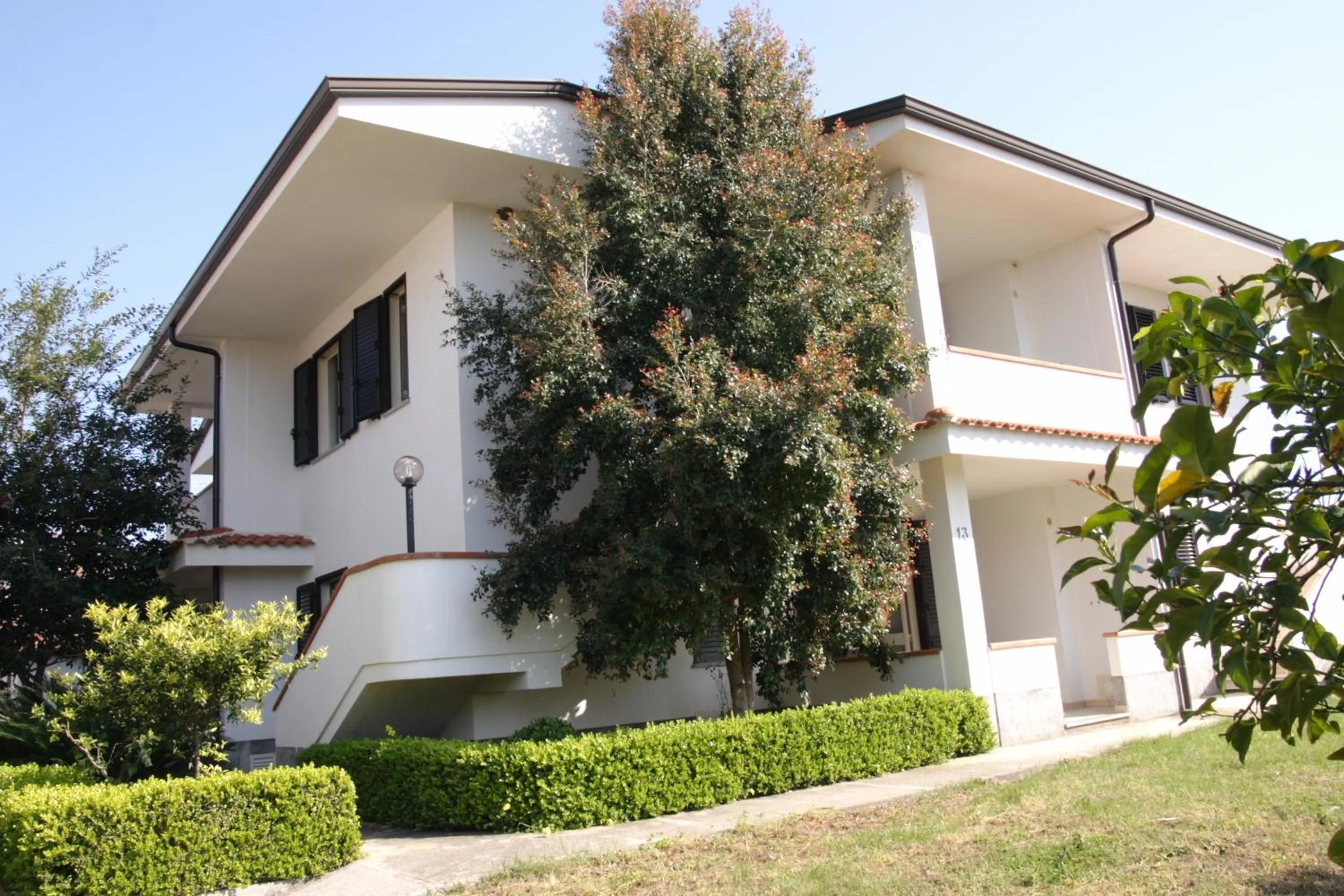 Property building in Happy Days