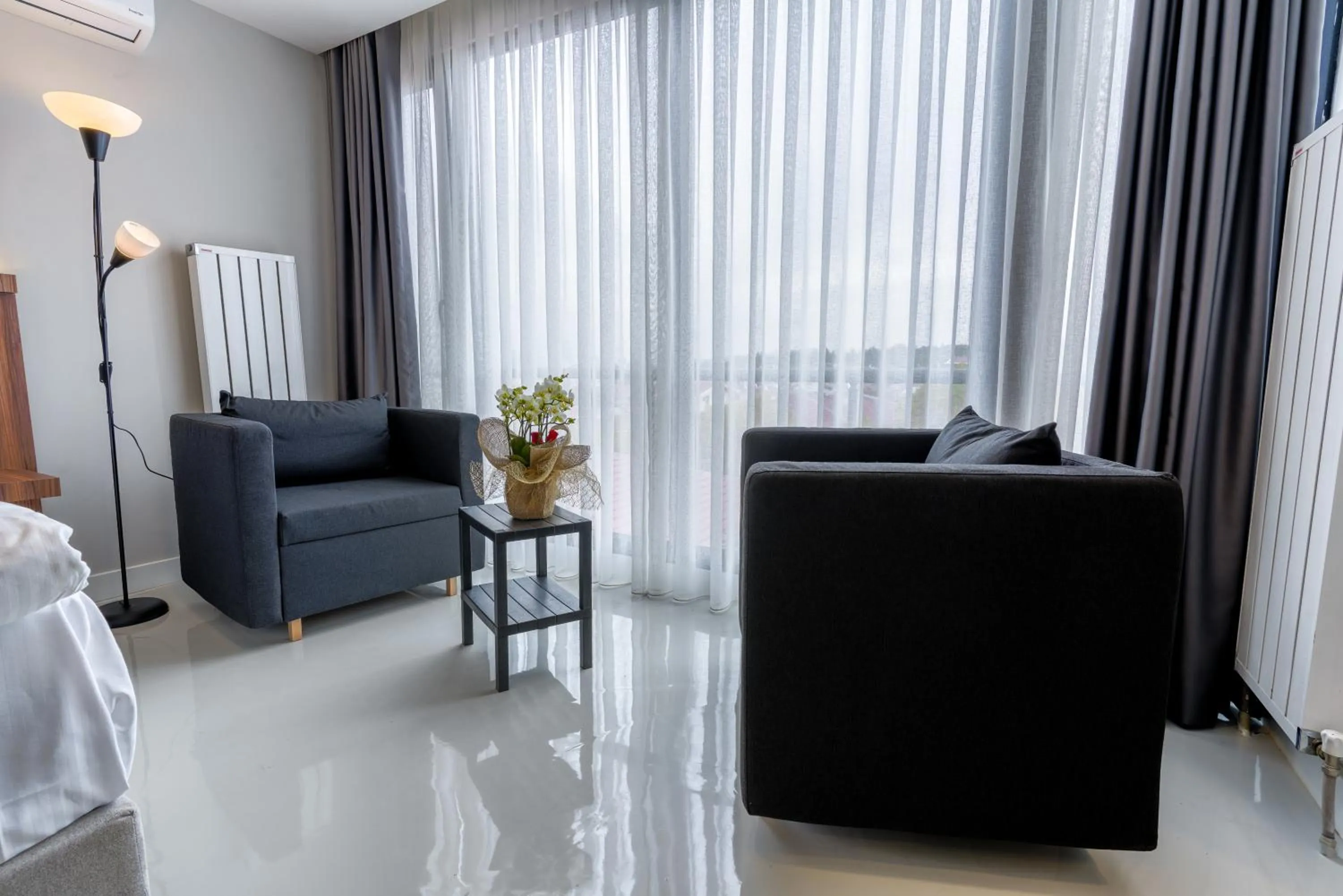 Bed in Joyful Hotel By Gnl