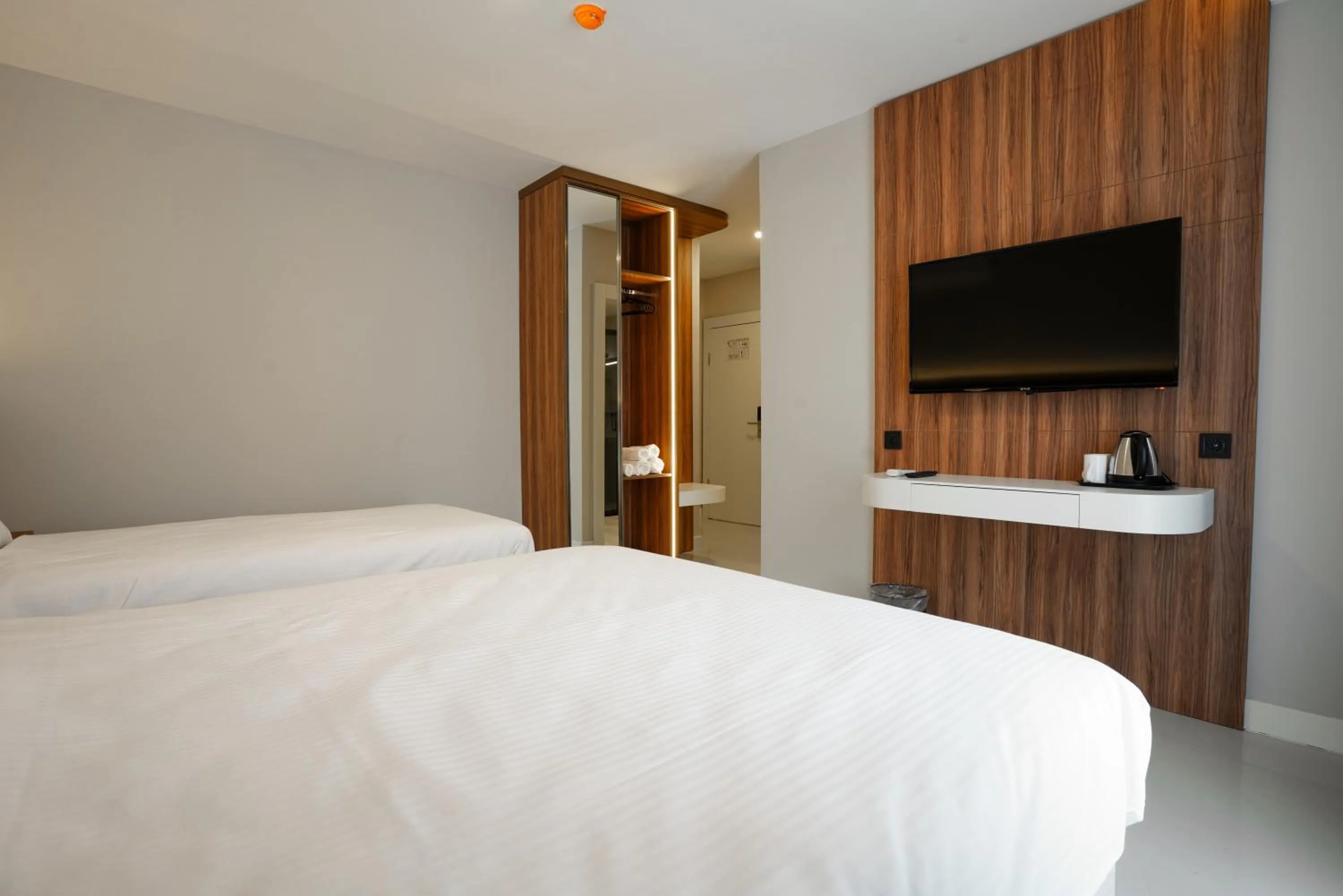 Bed in Joyful Hotel By Gnl