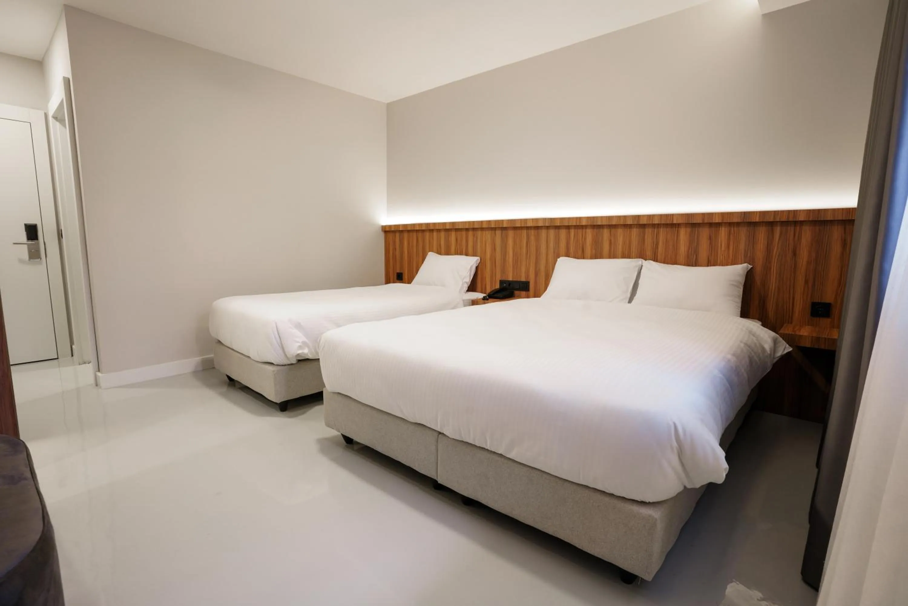 Bed in Joyful Hotel By Gnl