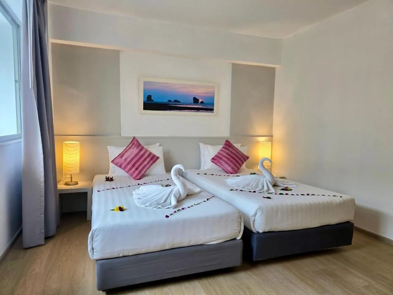 Bed in ON Hotel Phuket - SHA