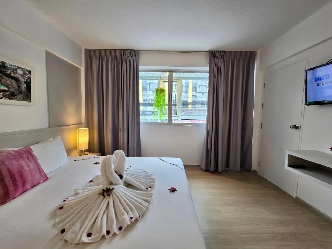 Bed in ON Hotel Phuket - SHA