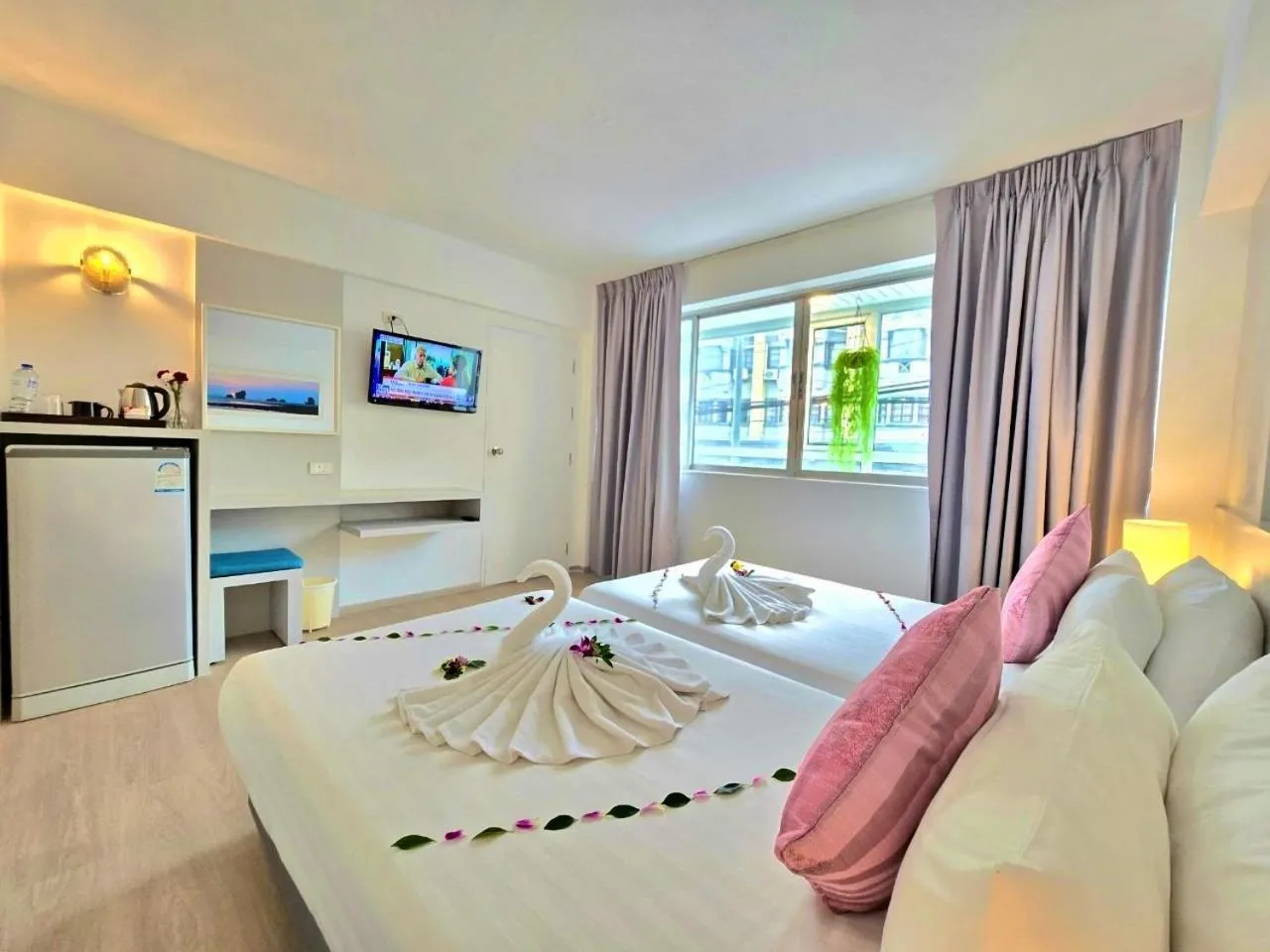 Bed in ON Hotel Phuket - SHA