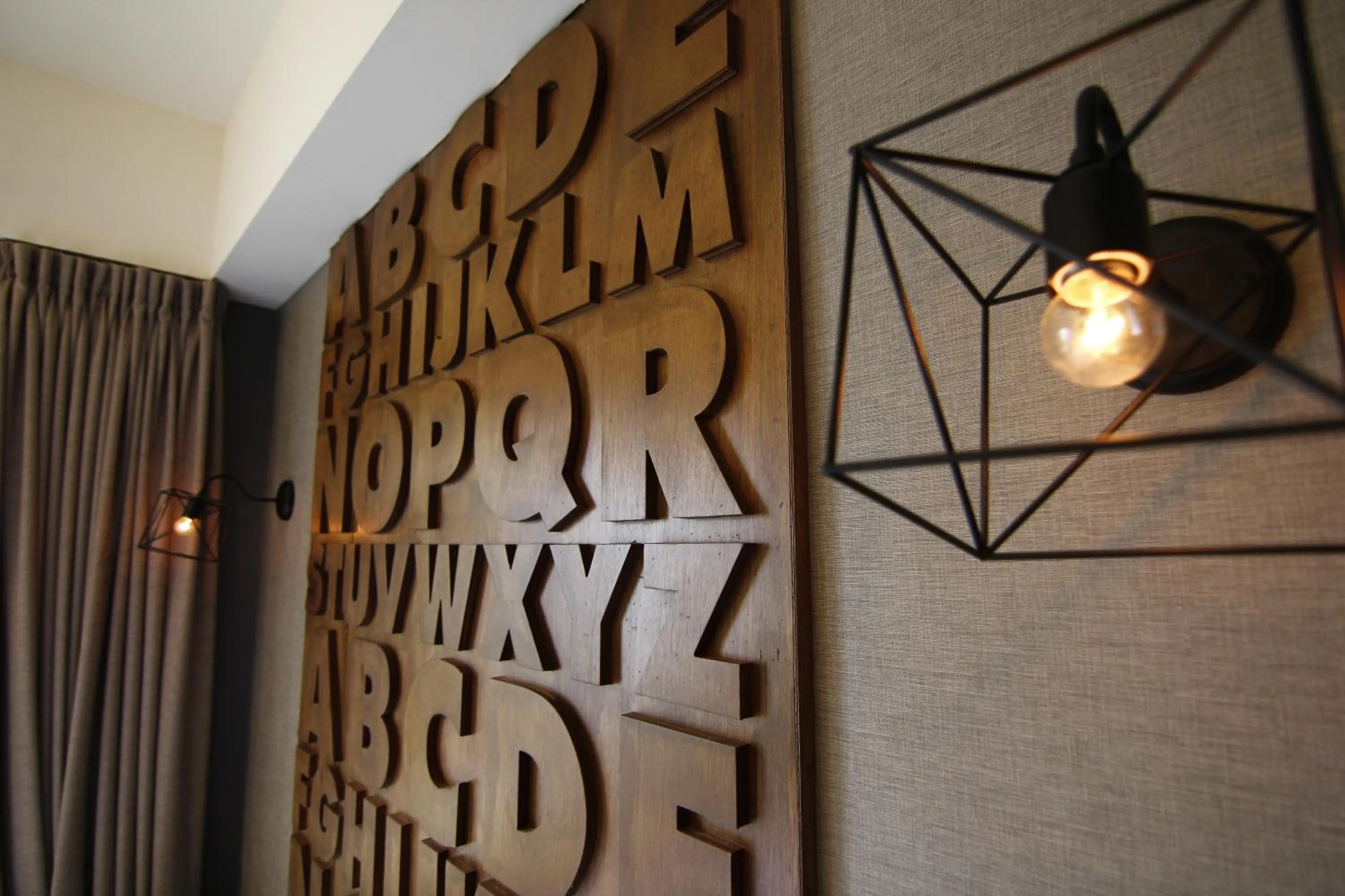 Decorative detail in Angel Inn