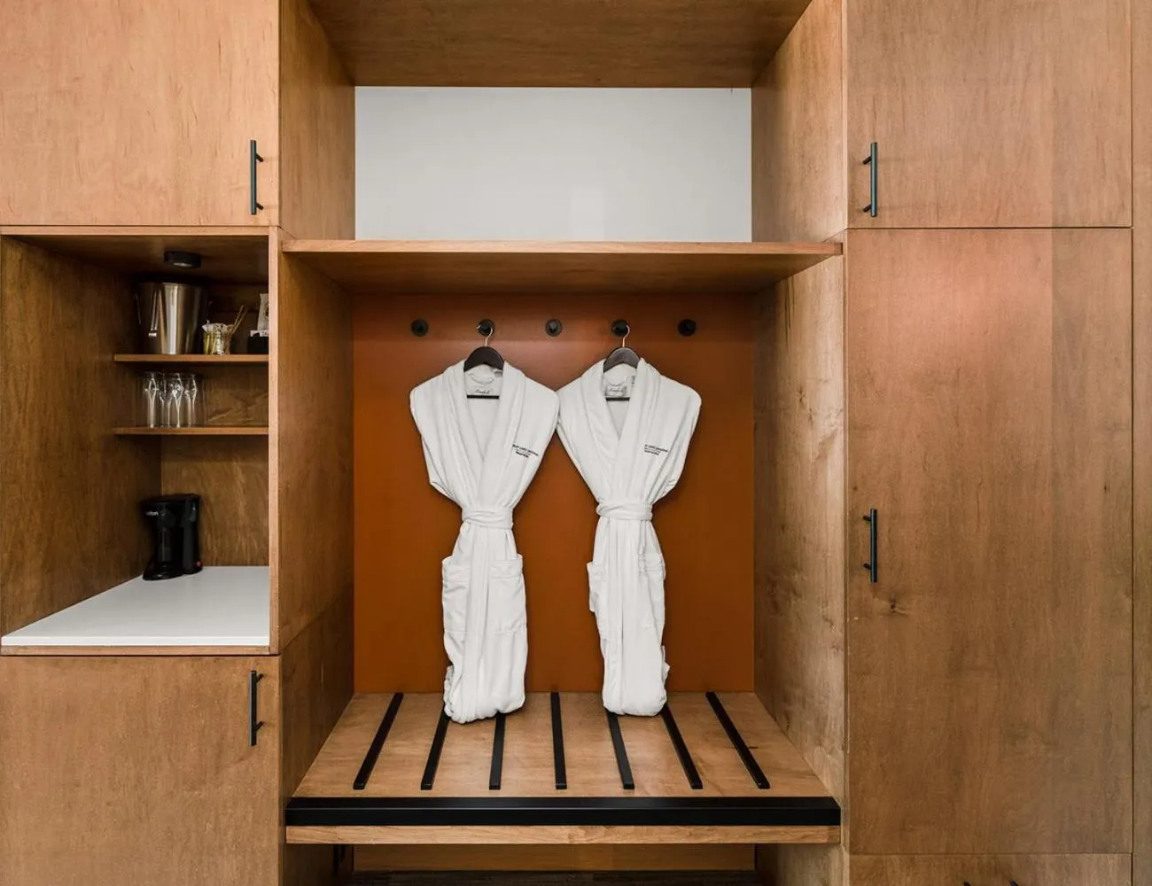 Sproat Lake Landing Resort