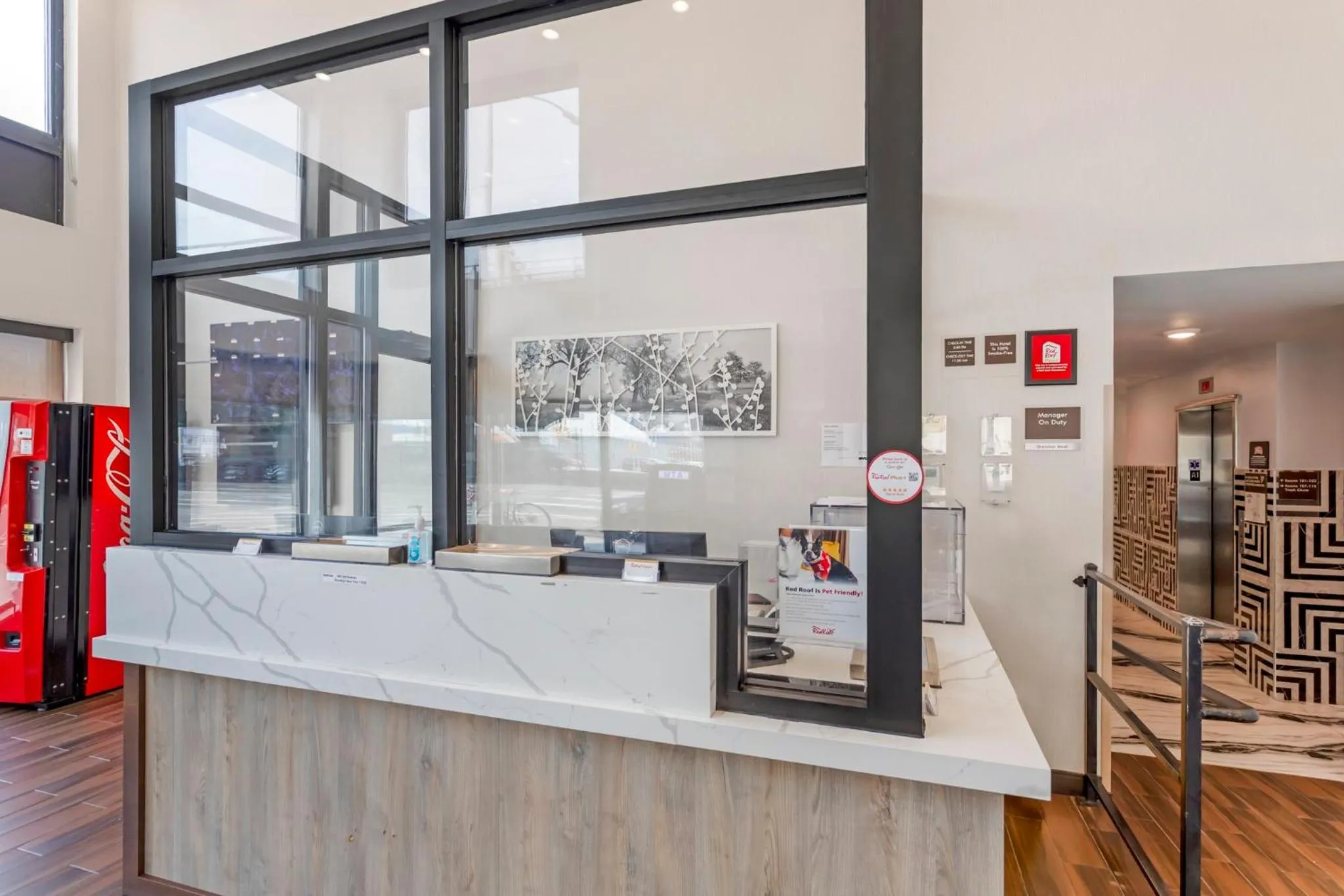 Lobby or reception in Red Roof PLUS Brooklyn - 3rd Ave