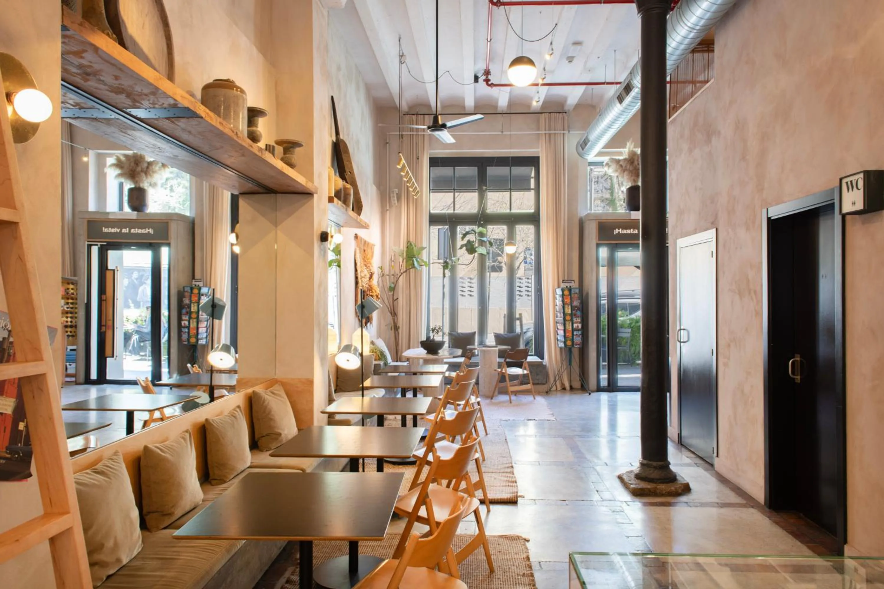 Area and facilities in Hotel Brummell