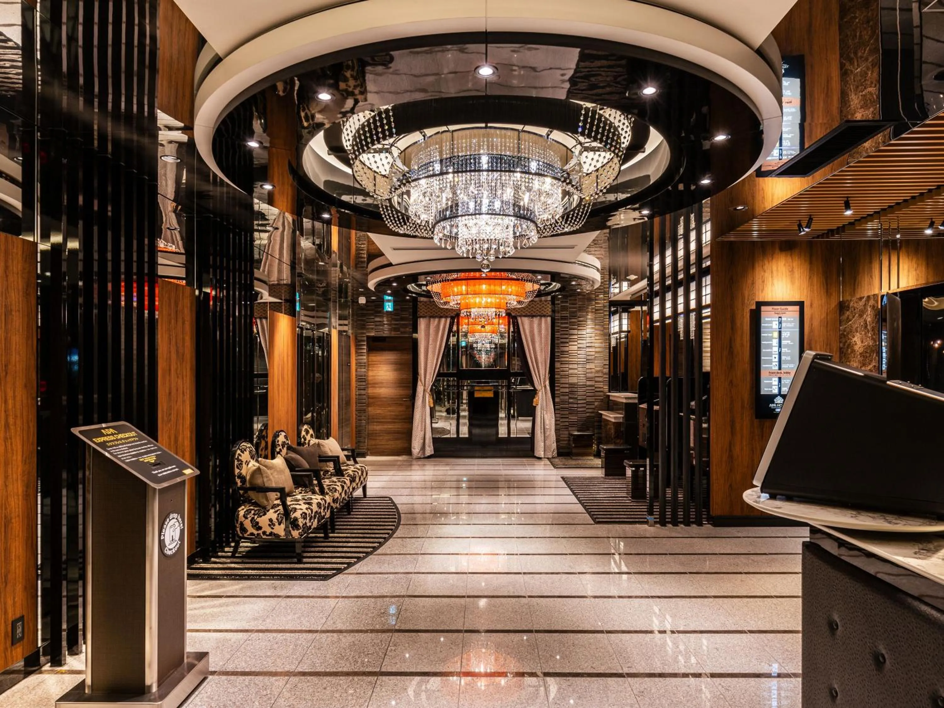 Lobby or reception in APA Hotel Akabane Iwabuchi Ekimae