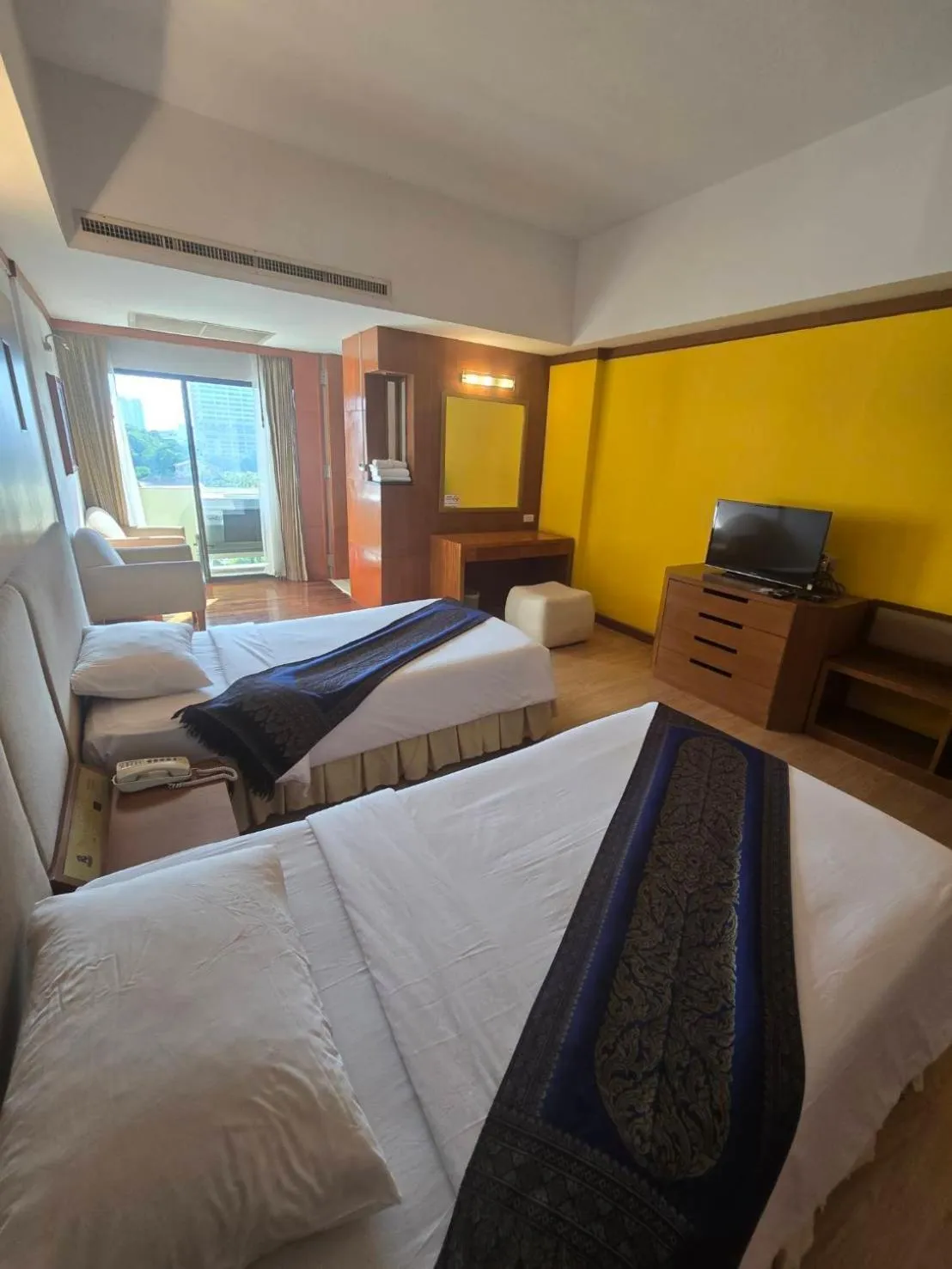 Bedroom in Riverside Bangkok Hotel