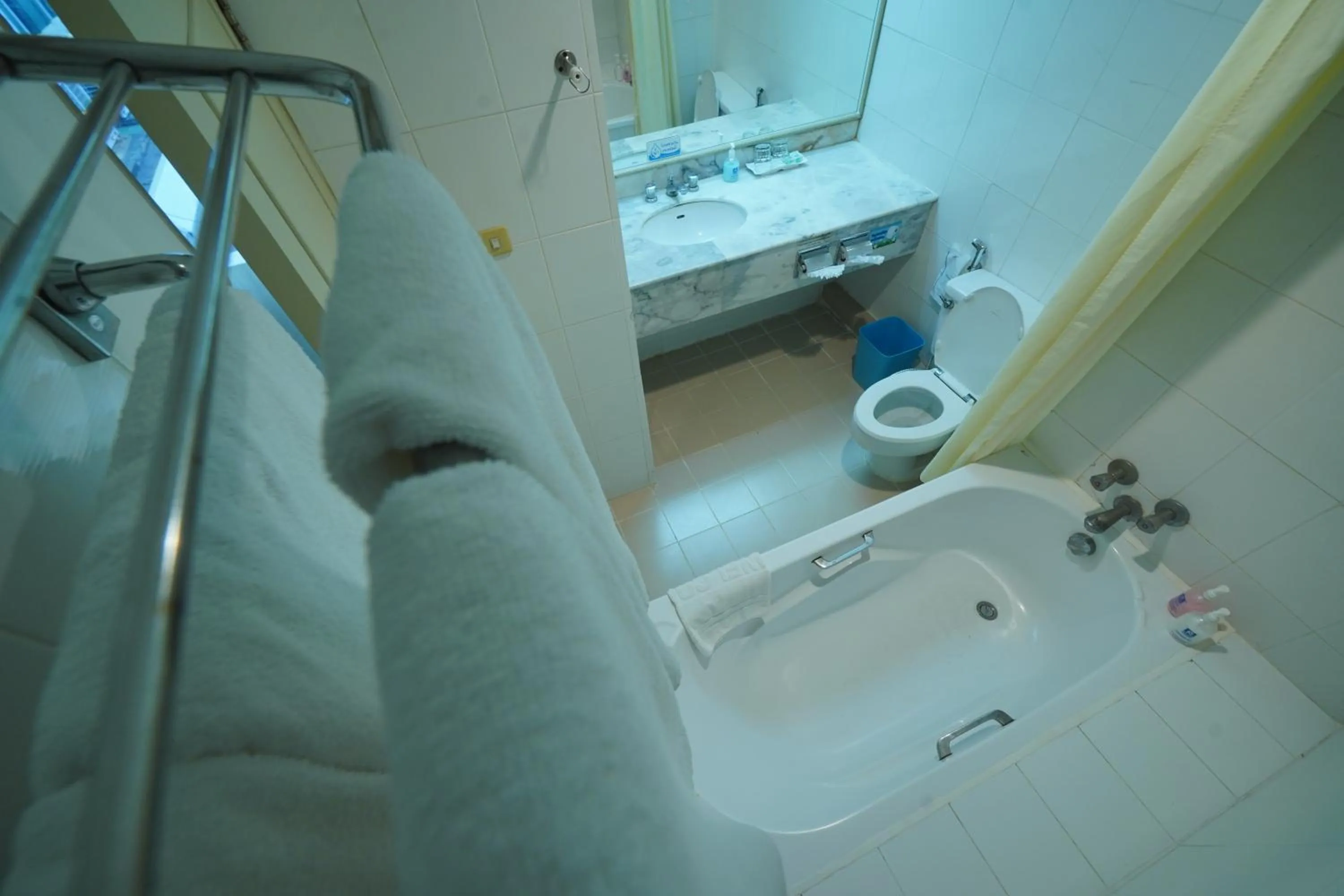 Bathroom in Riverside Bangkok Hotel