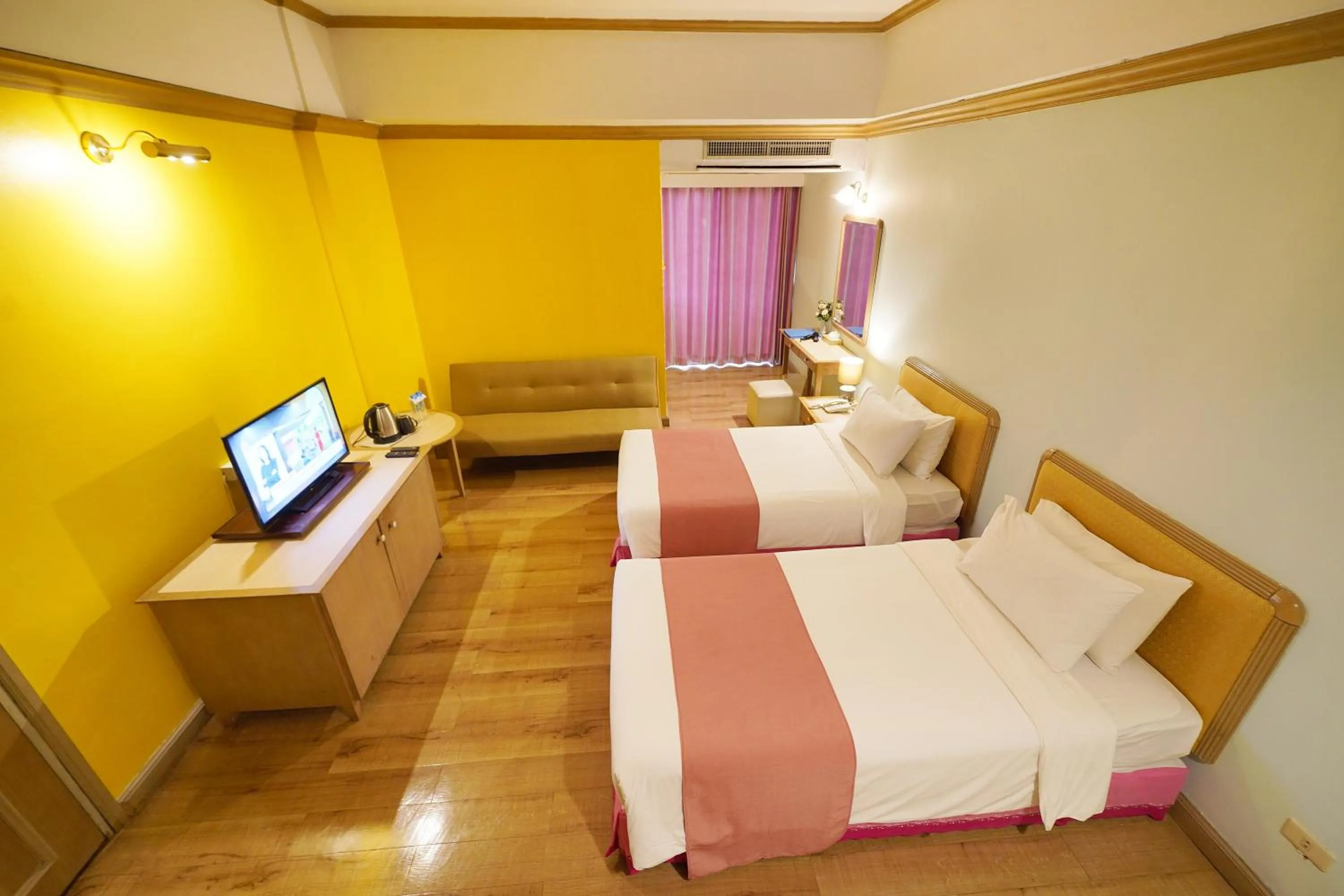 Riverside Bangkok Hotel