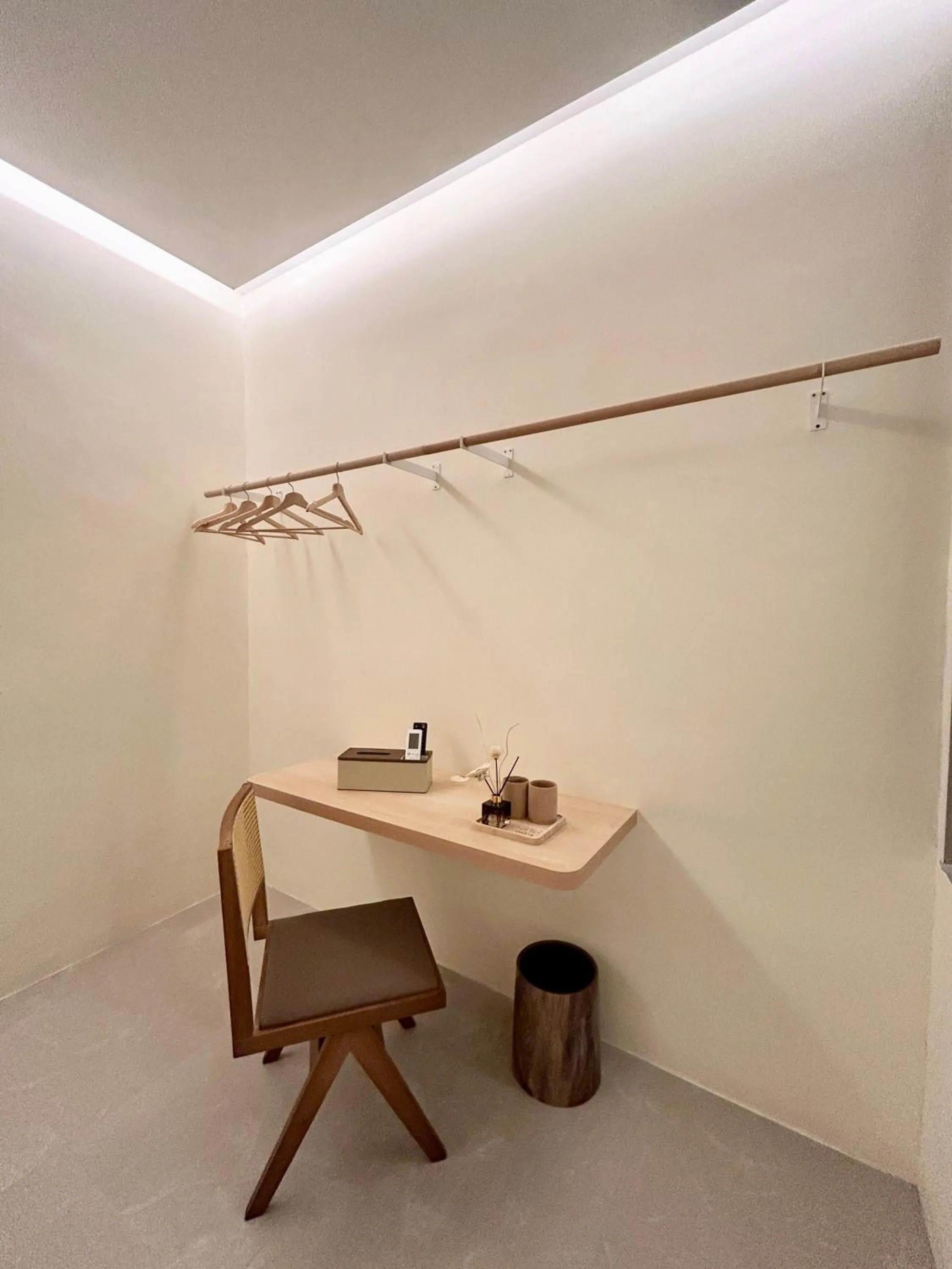 ONE18 Boutique Hotel