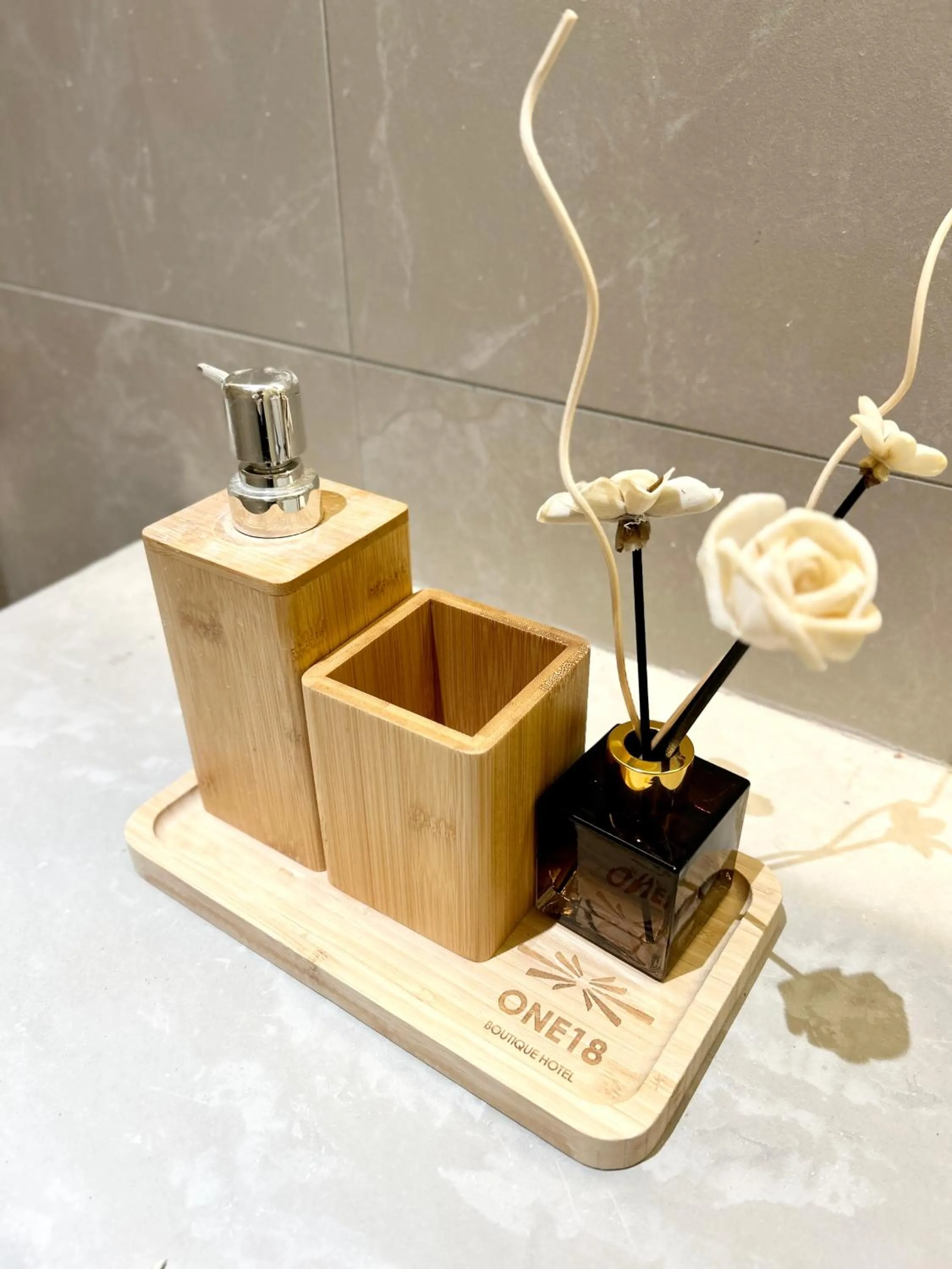 ONE18 Boutique Hotel