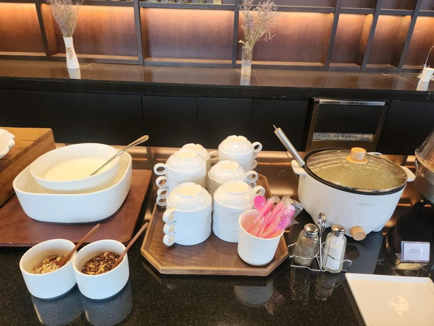 Breakfast in HOMES Red Myeongdong