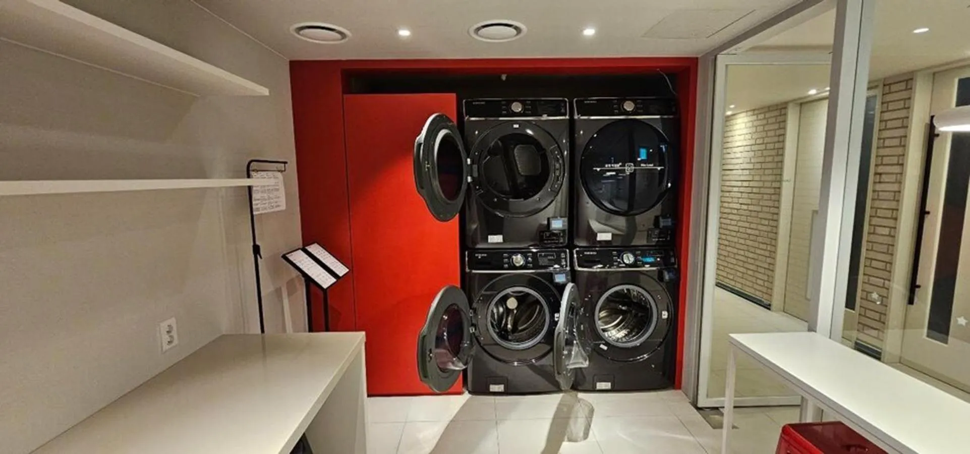 washing machine in HOMES Red Myeongdong