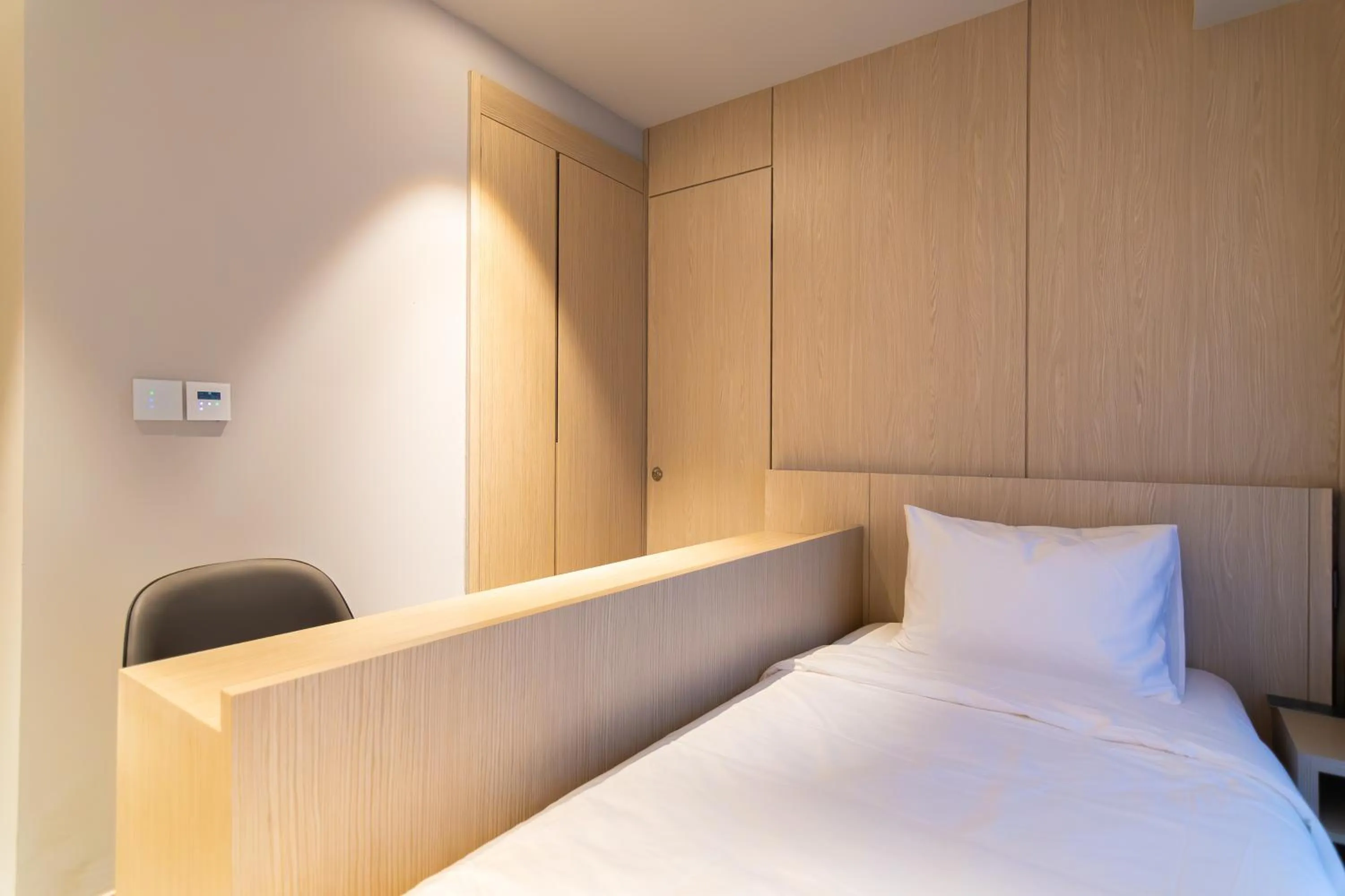 Bed in HOMES Red Myeongdong