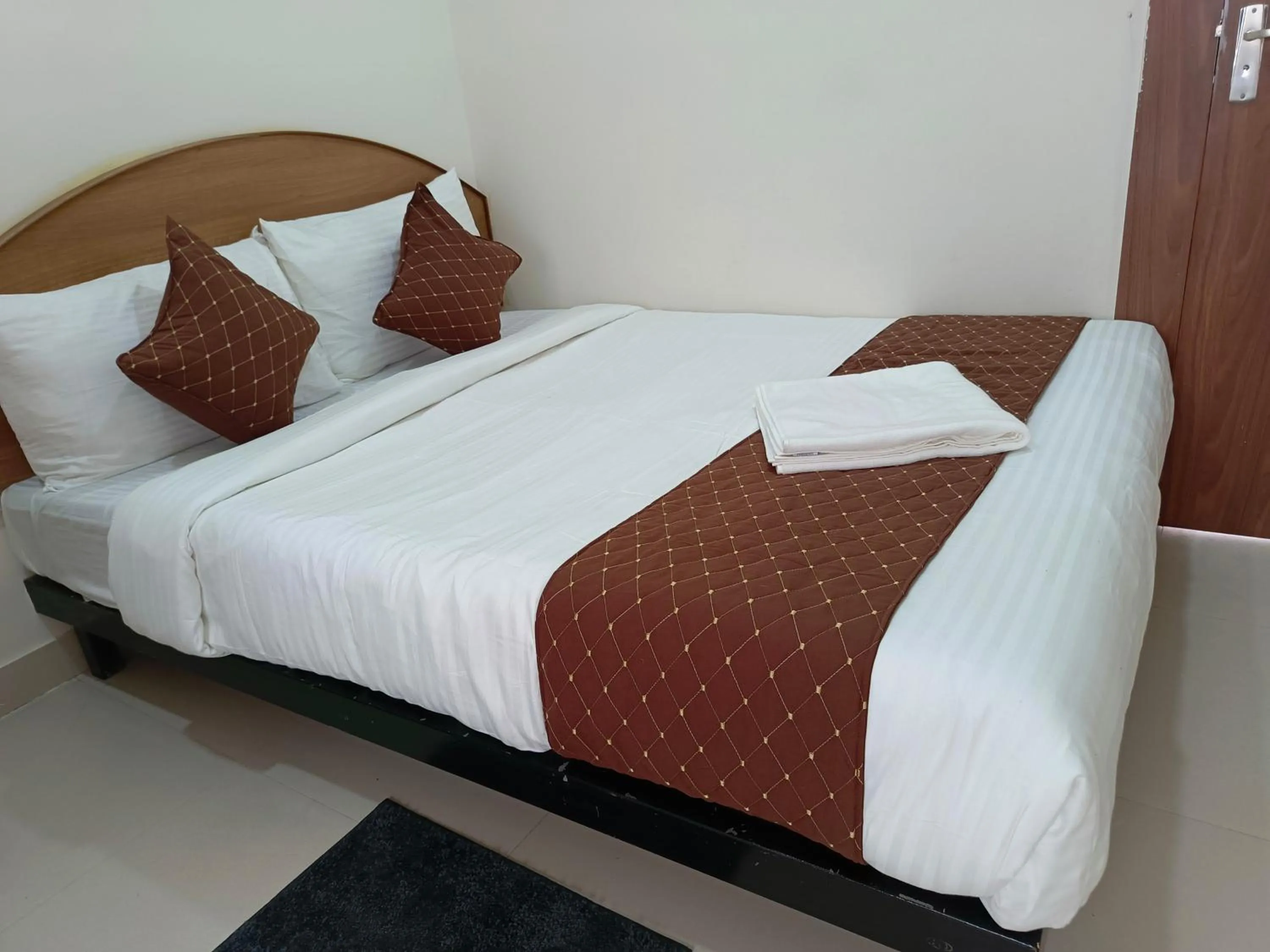 Bed in SM Residency
