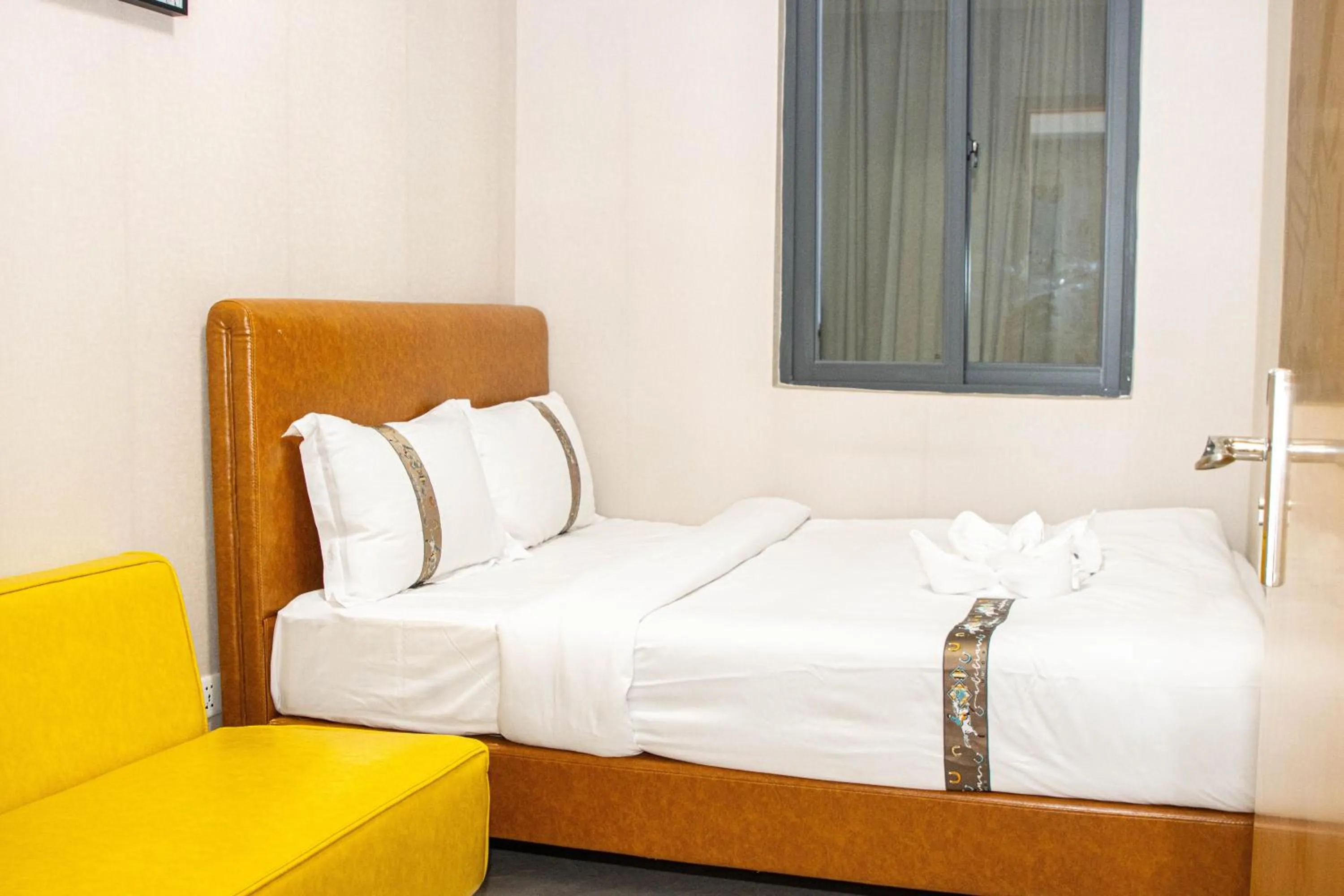 Bedroom, Bed in X One Hotel