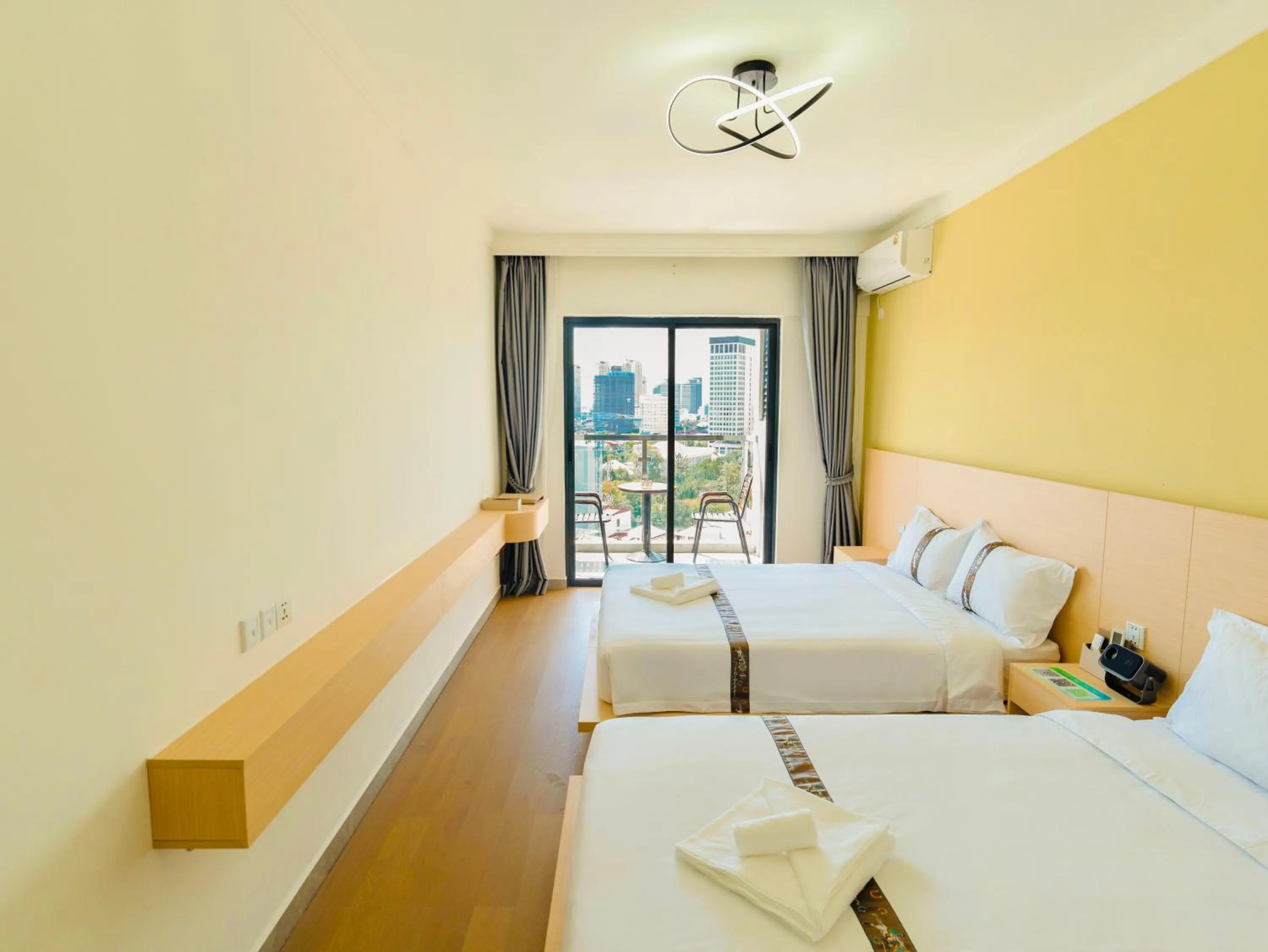 Bedroom, Bed in X One Hotel