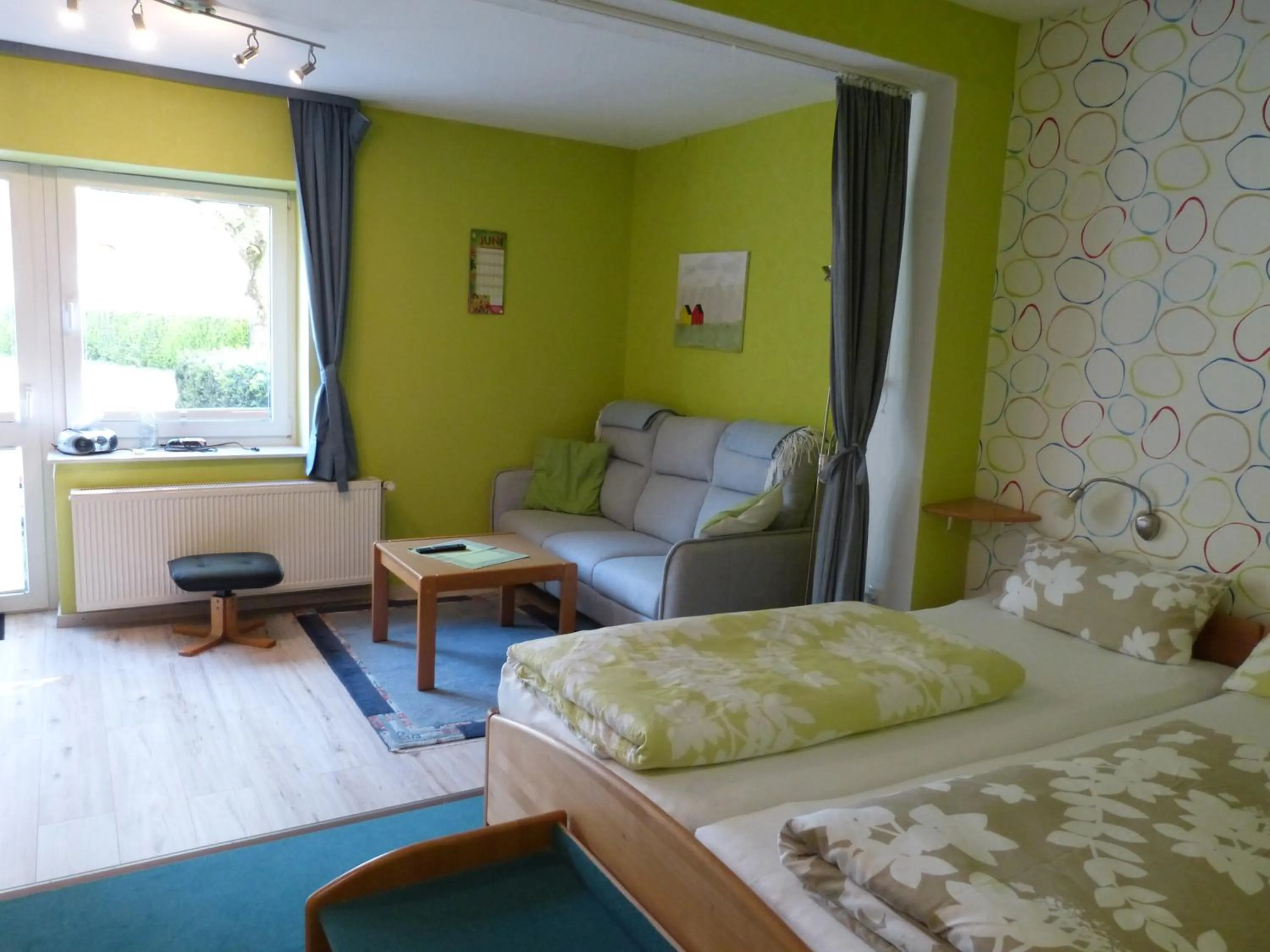 Bed in Gästehaus Steker