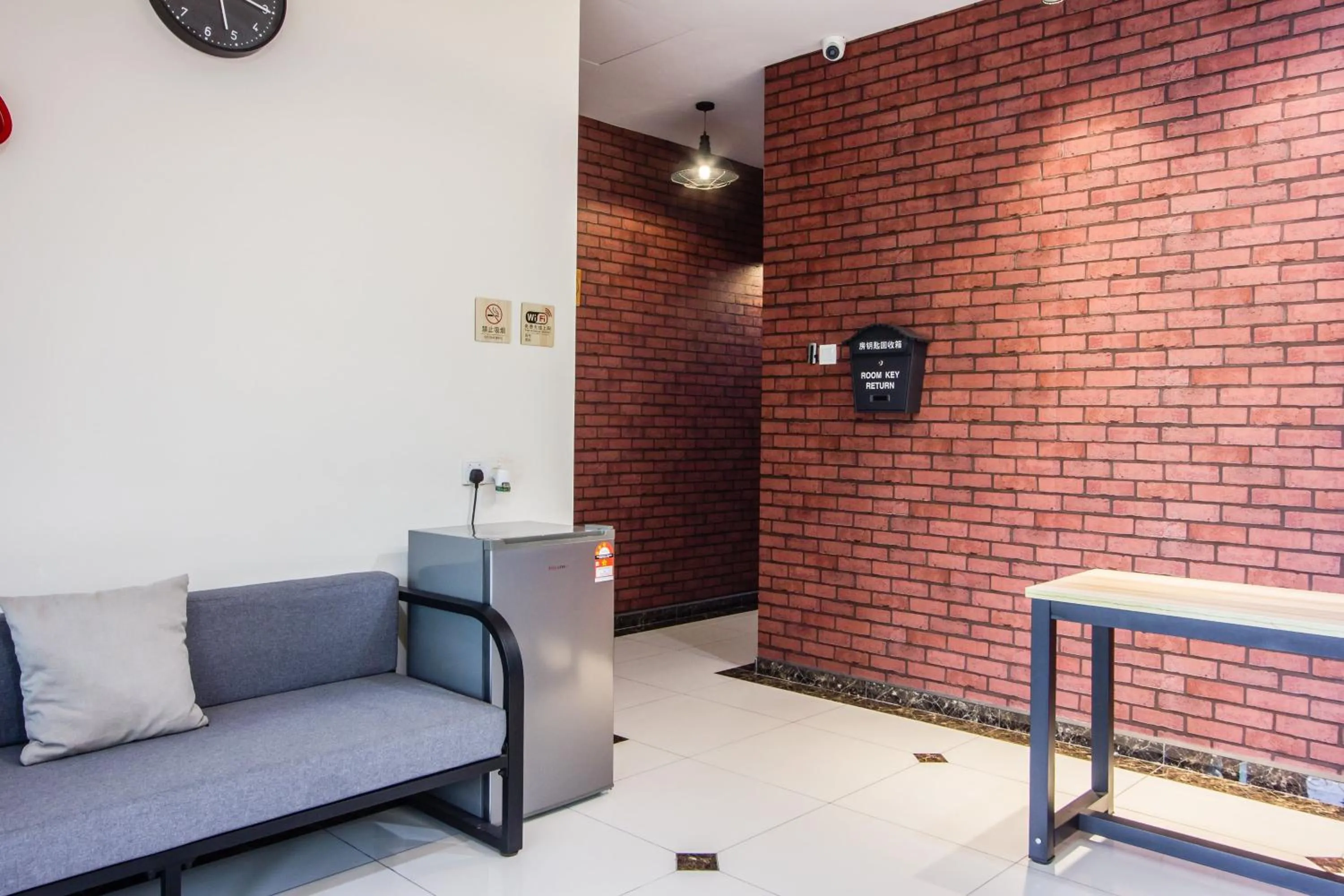 Living room in Surprised Homestay by uBook