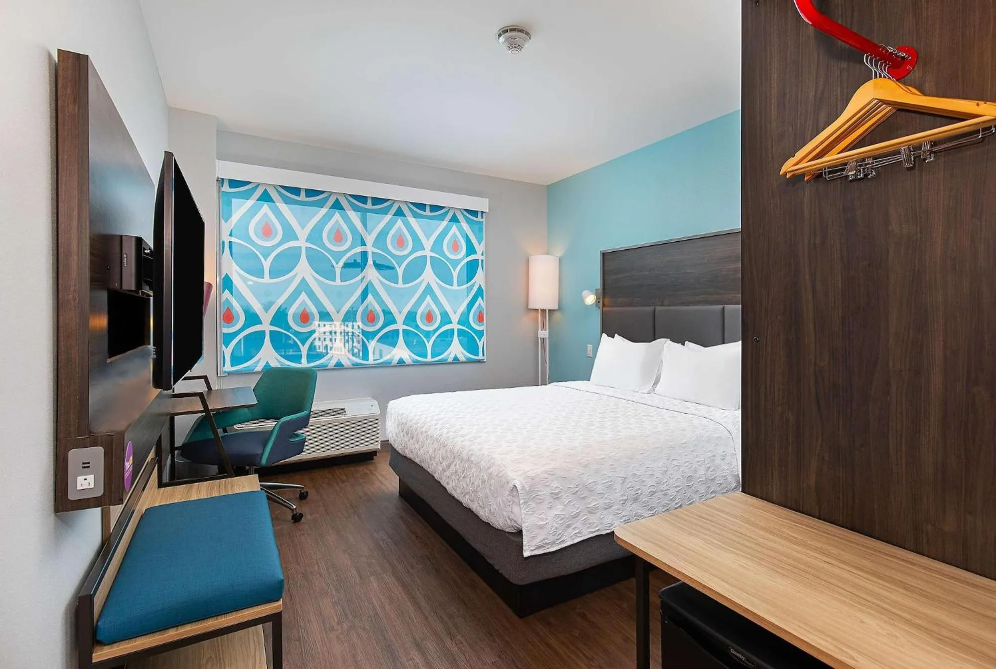 Bed in Tru By Hilton Stockbridge