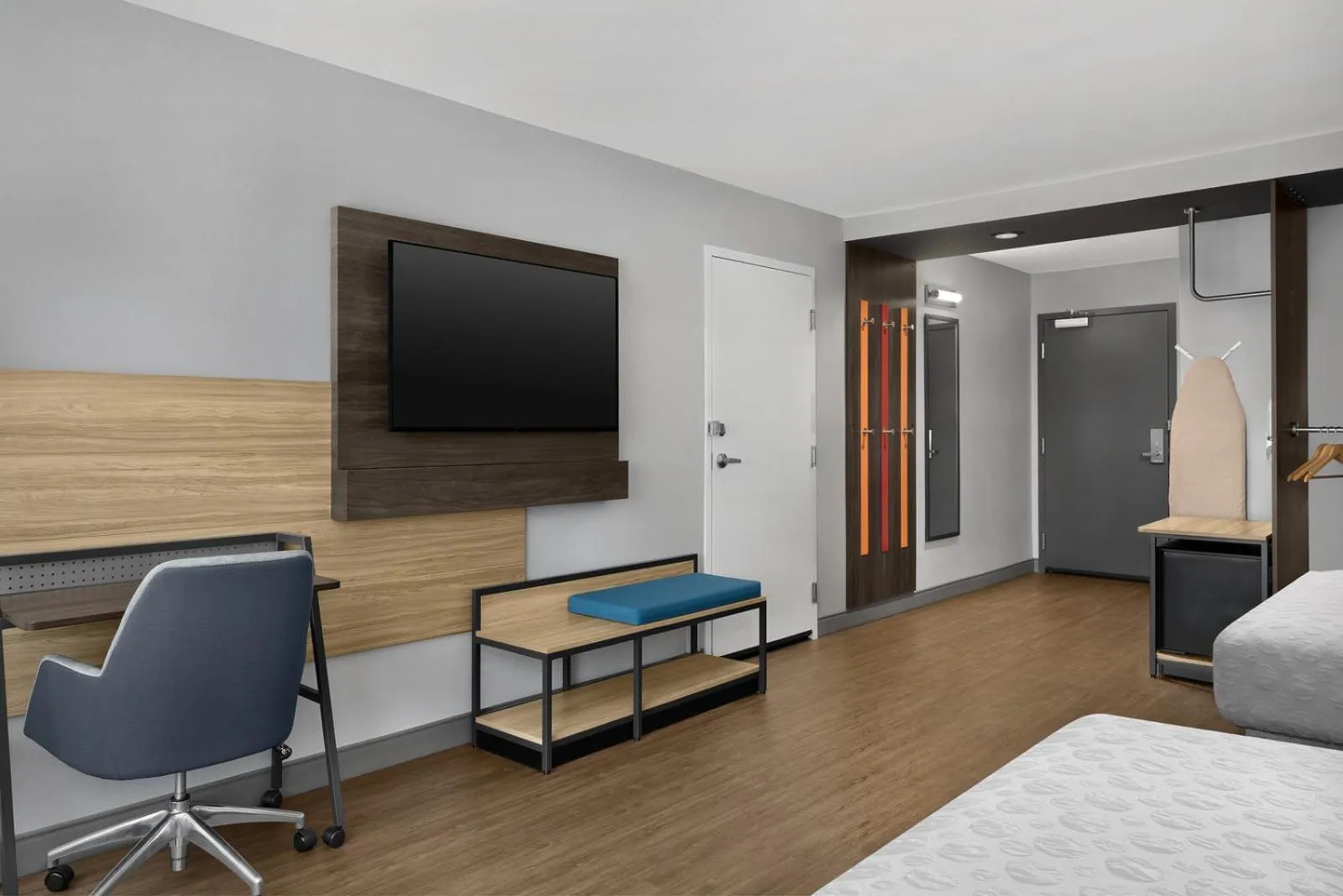 Bedroom, Bed in Tru By Hilton Stockbridge