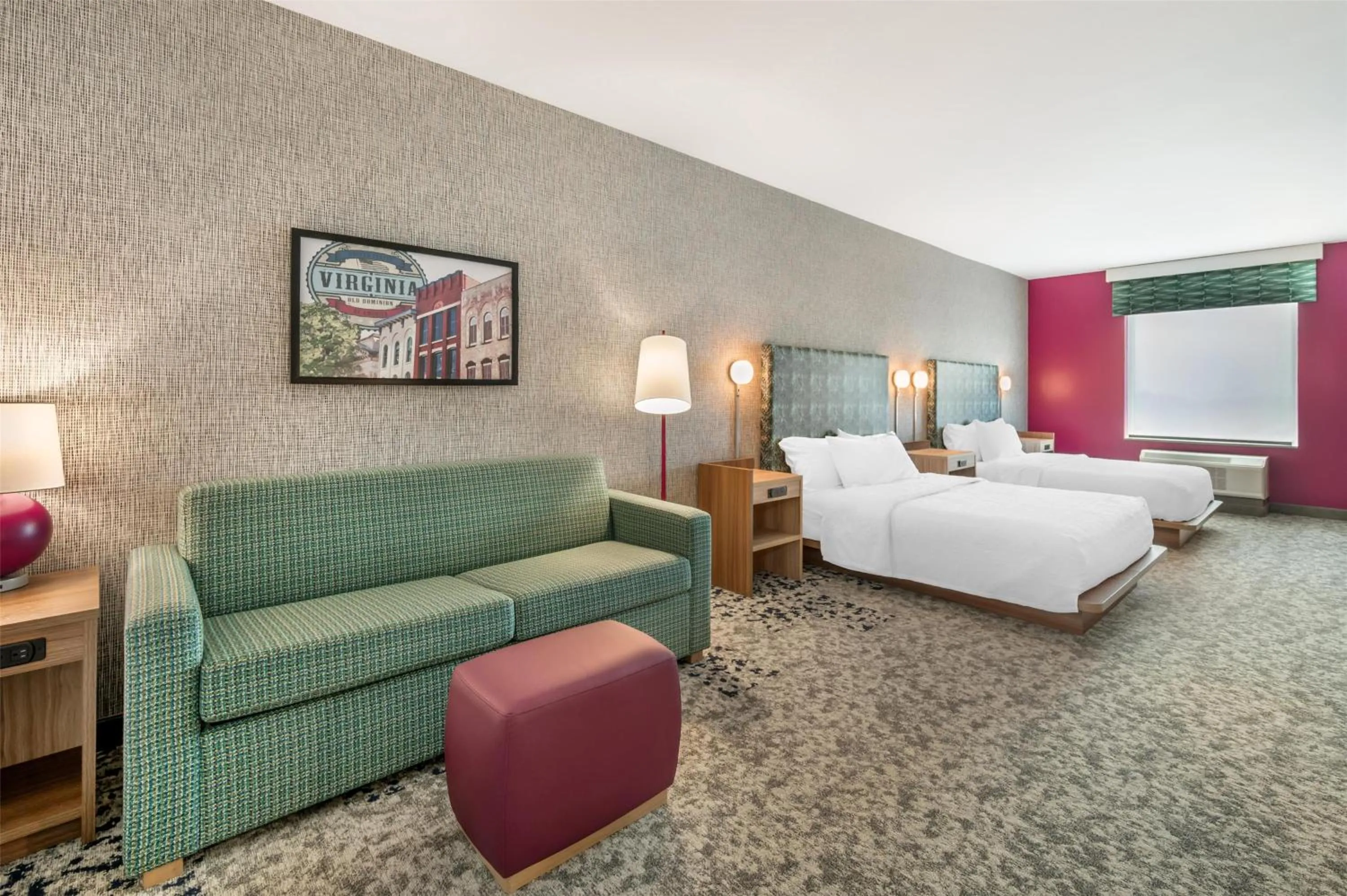 Living room, Bed in Home2 Suites By Hilton Harrisonburg University