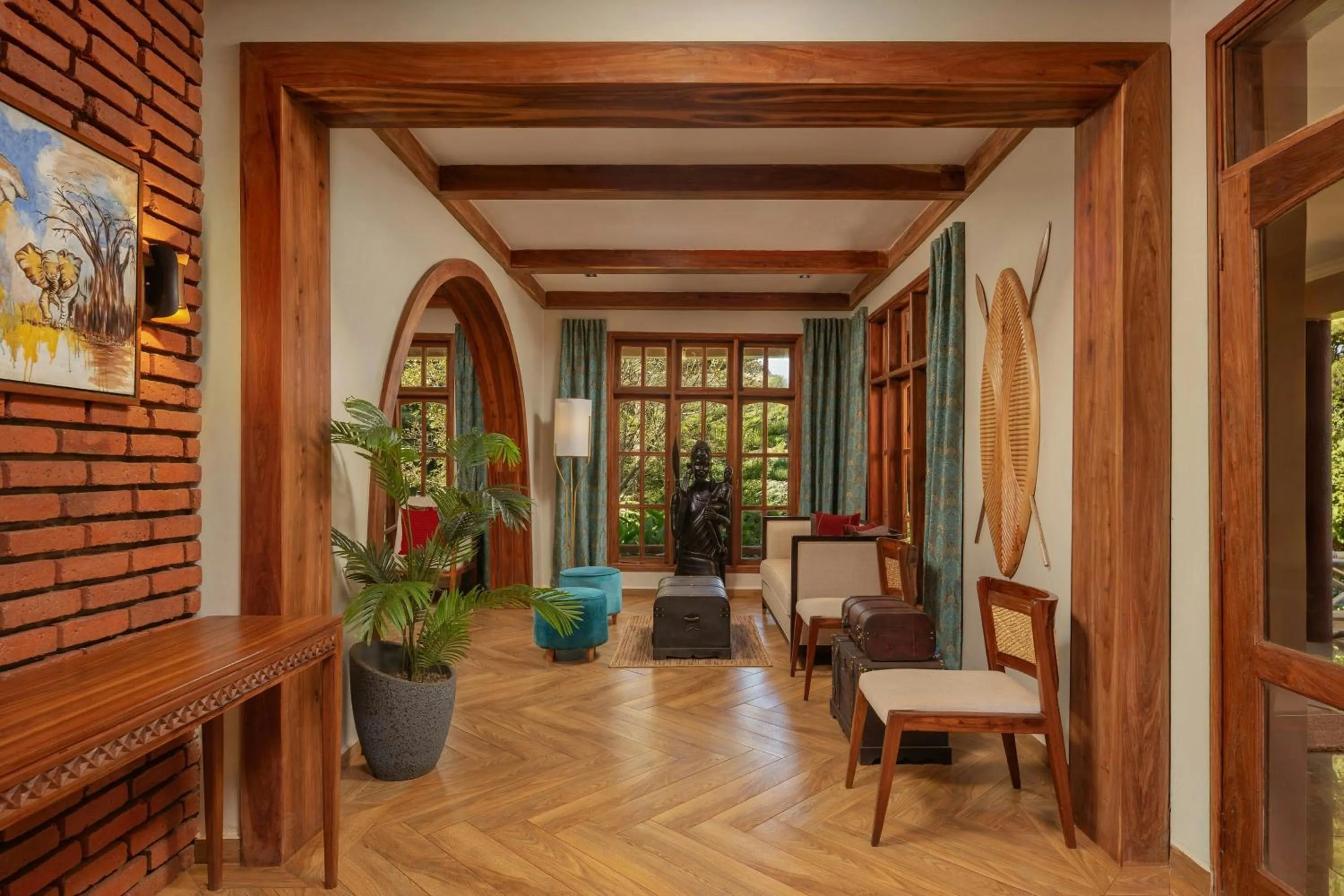 Lounge or bar in Turaco Ngorongoro Valley, a Tribute Portfolio Lodge