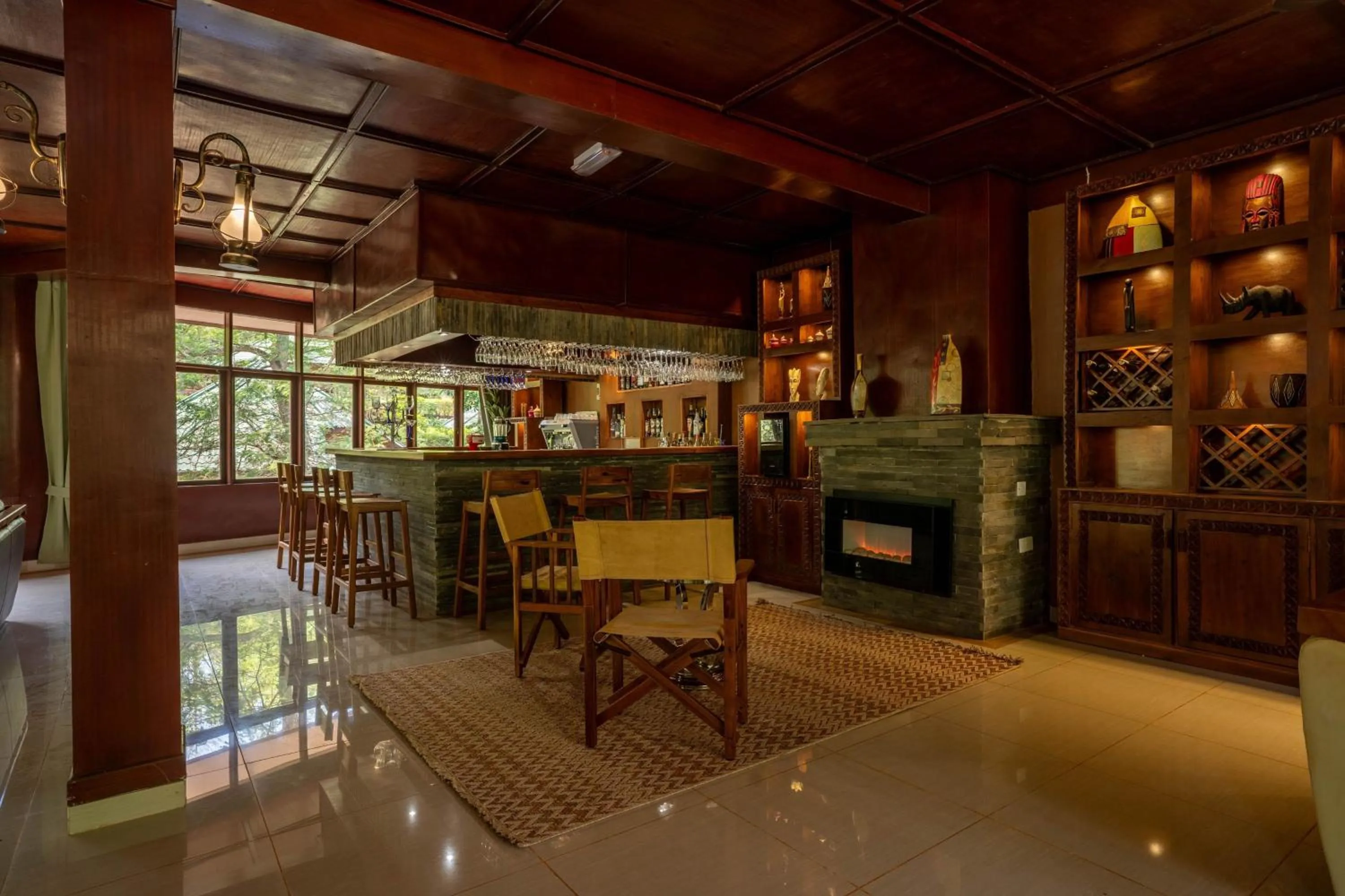 Lounge or bar in Turaco Ngorongoro Valley, a Tribute Portfolio Lodge