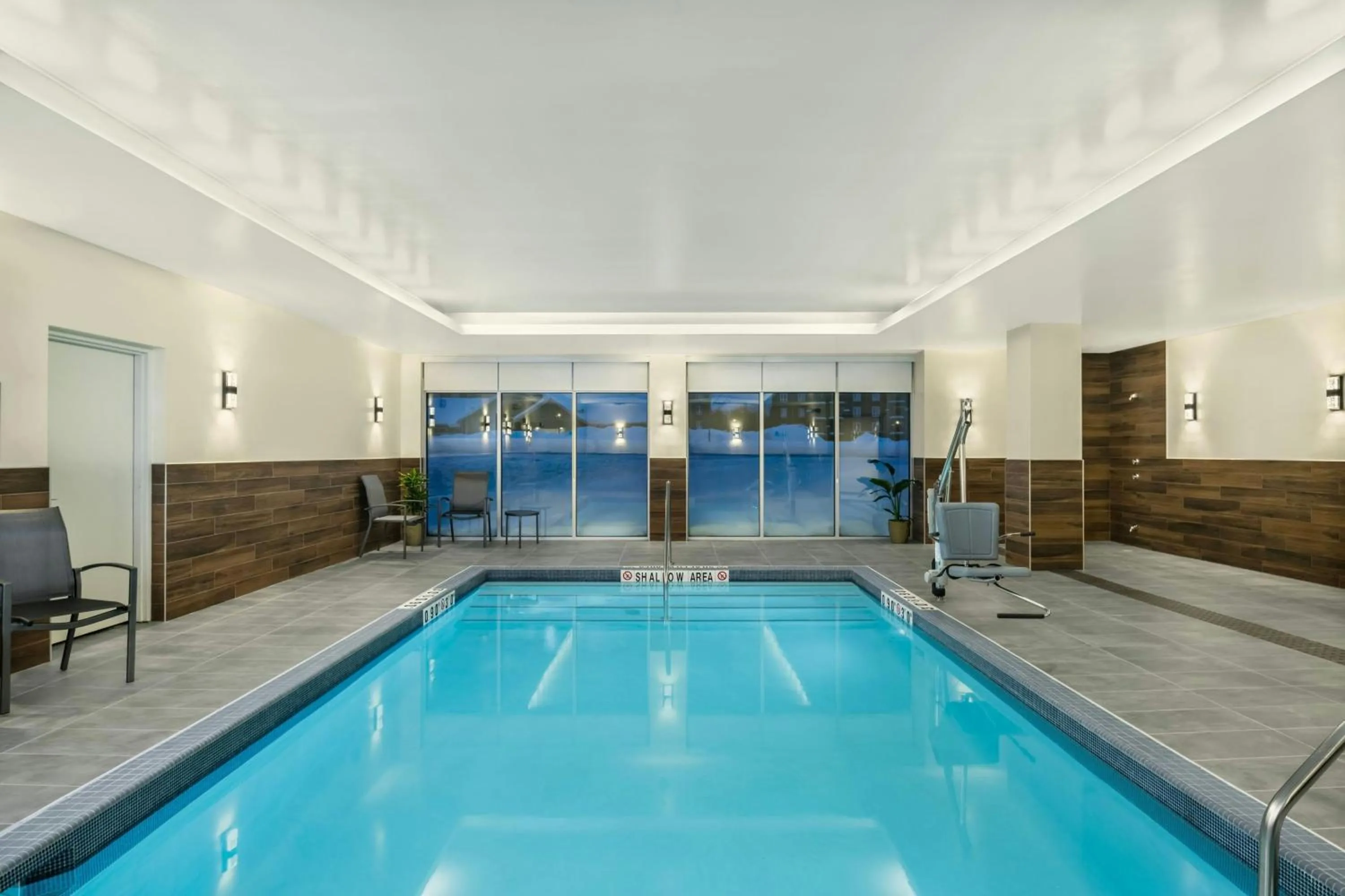 Swimming pool in Fairfield by Marriott Inn & Suites Gravenhurst Muskoka