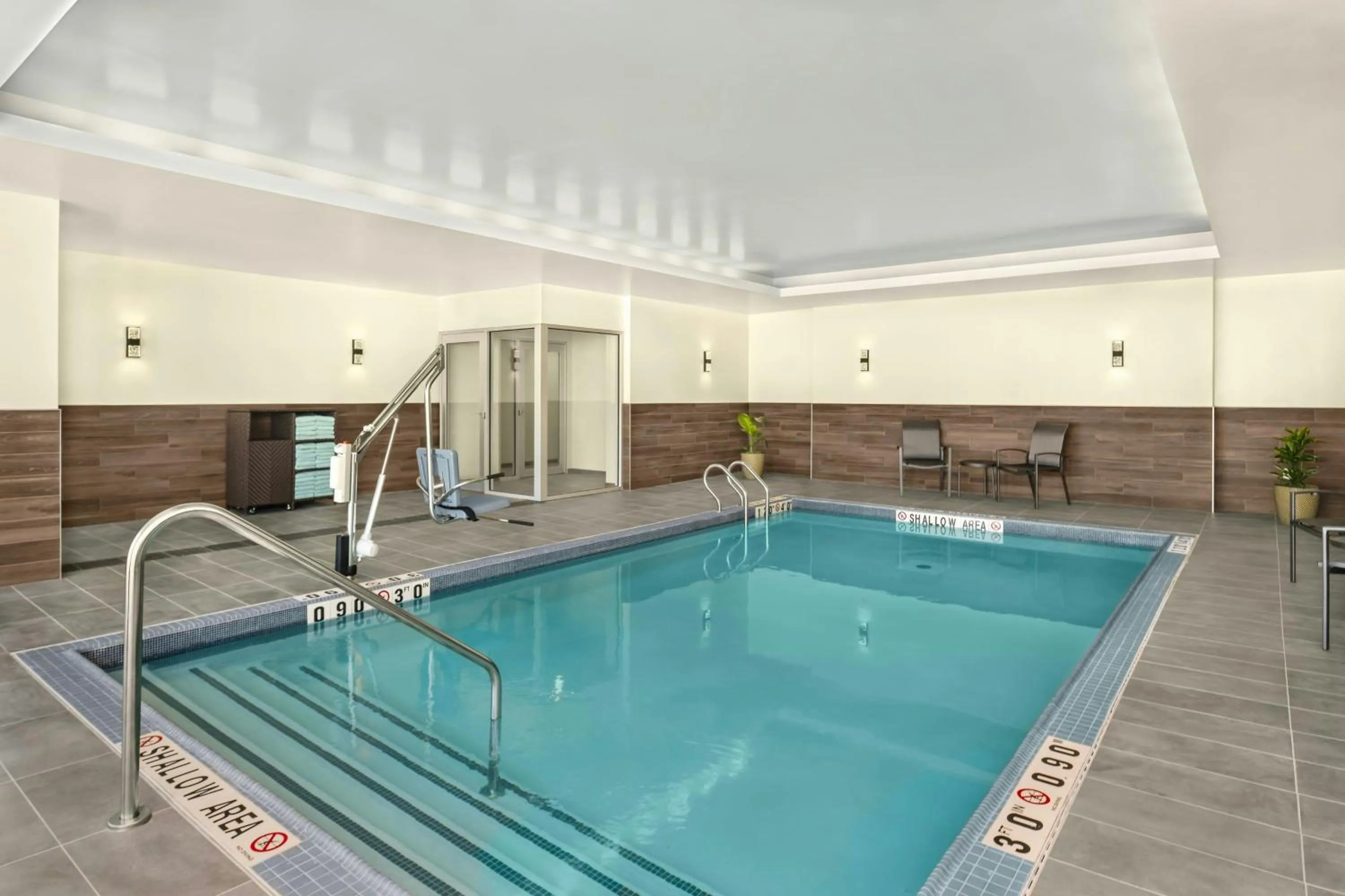 Swimming pool in Fairfield by Marriott Inn & Suites Gravenhurst Muskoka