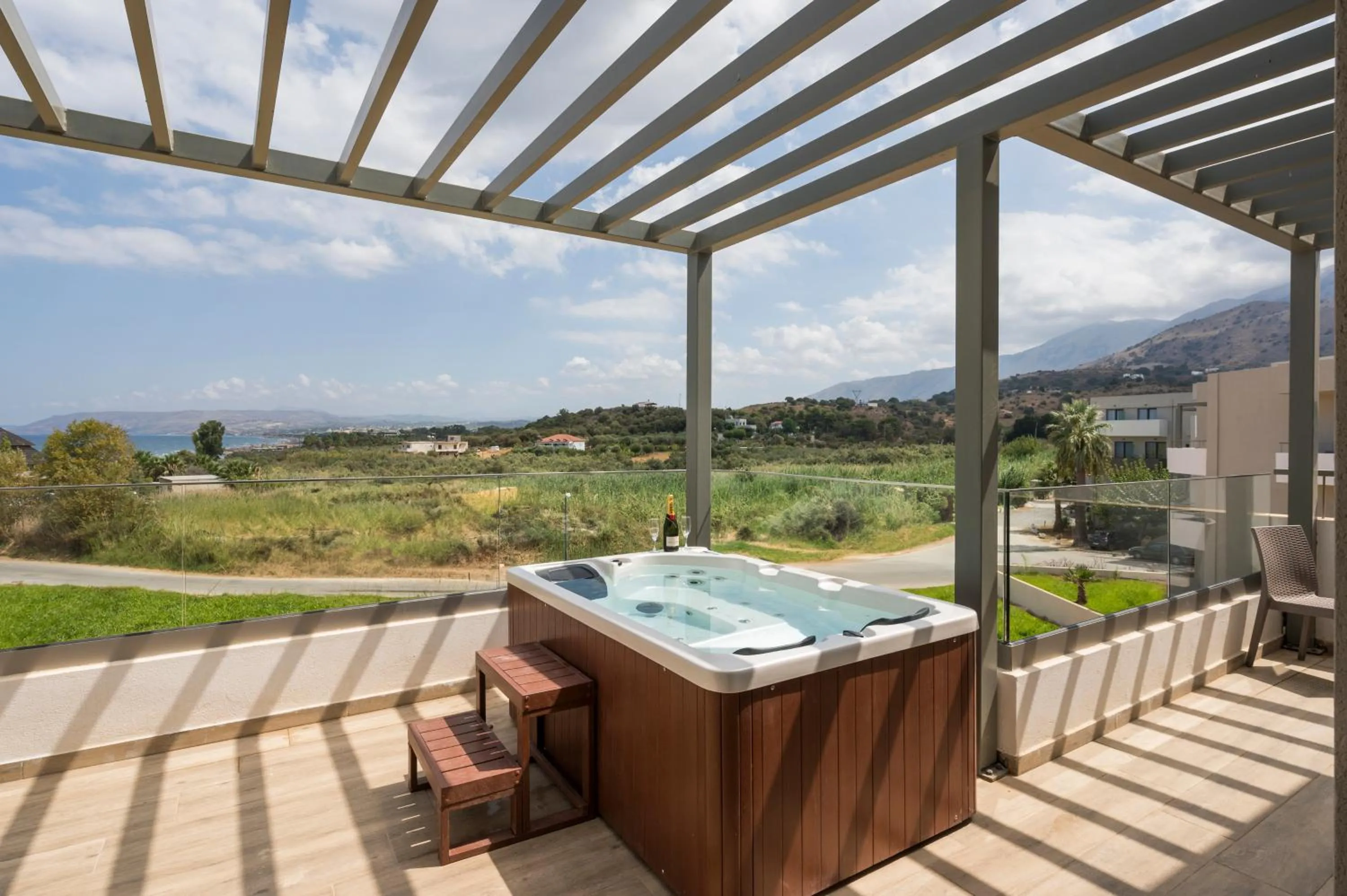 Hot Tub in Mare Village Hotel