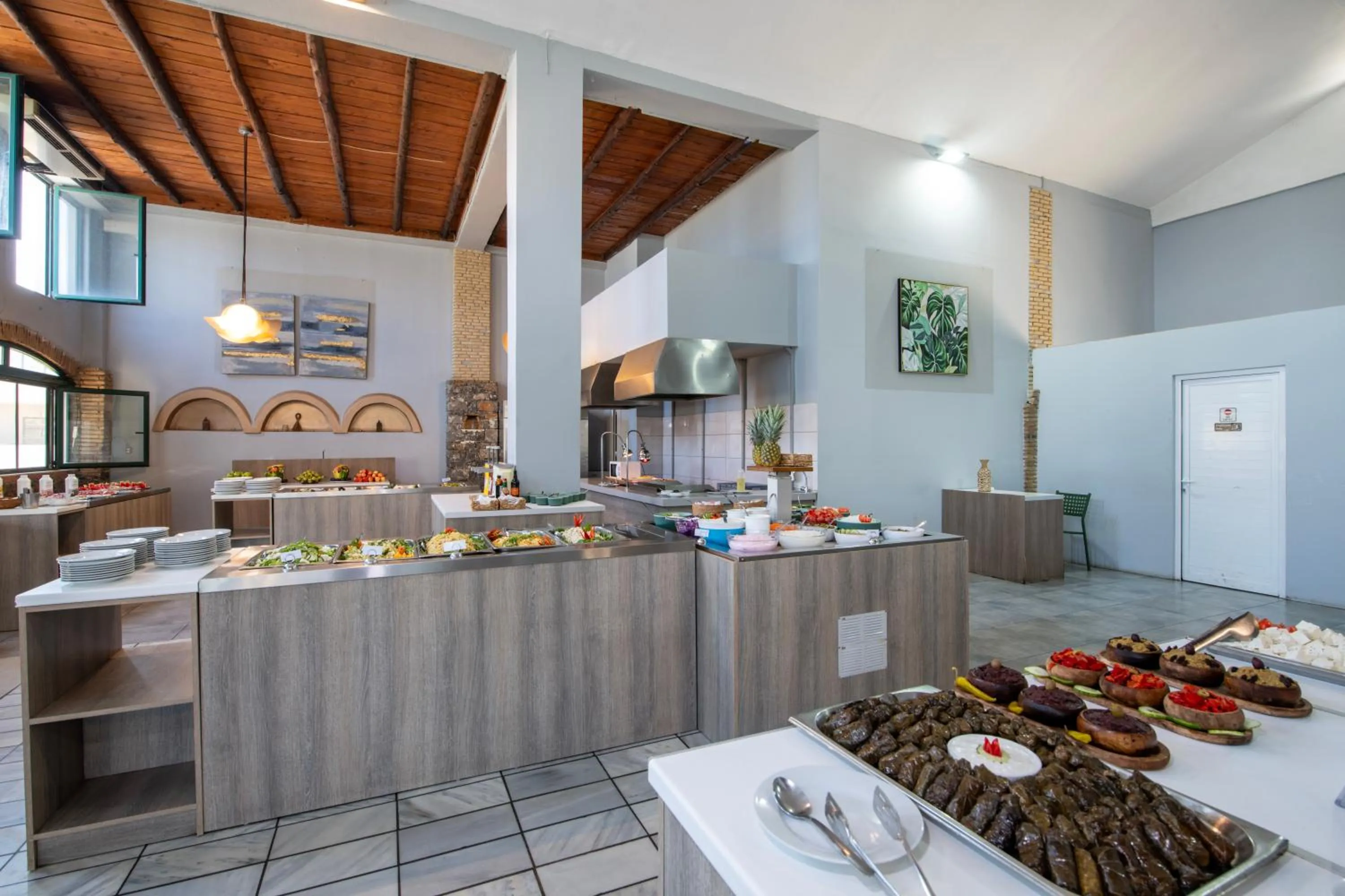 Food and drinks in Mare Village Hotel