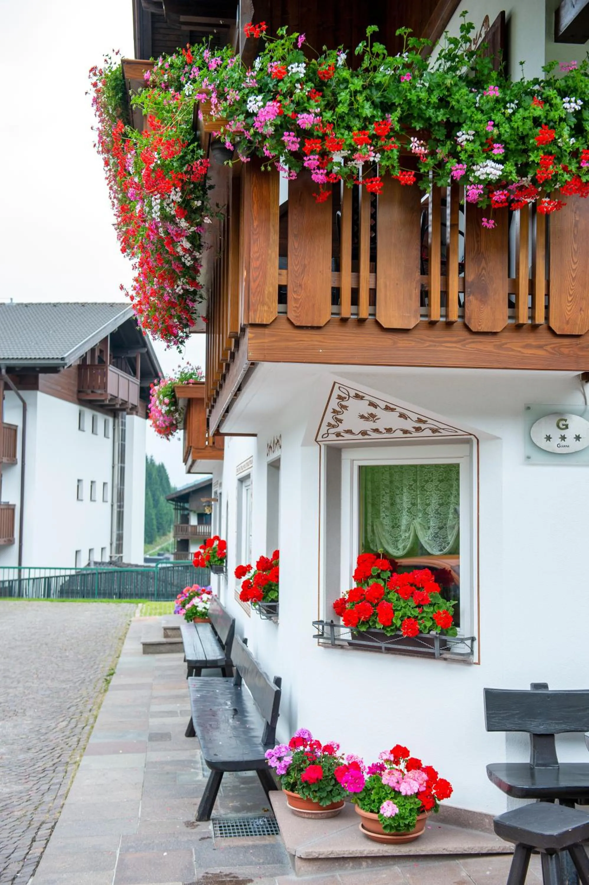 Property building in Garni Crepaz