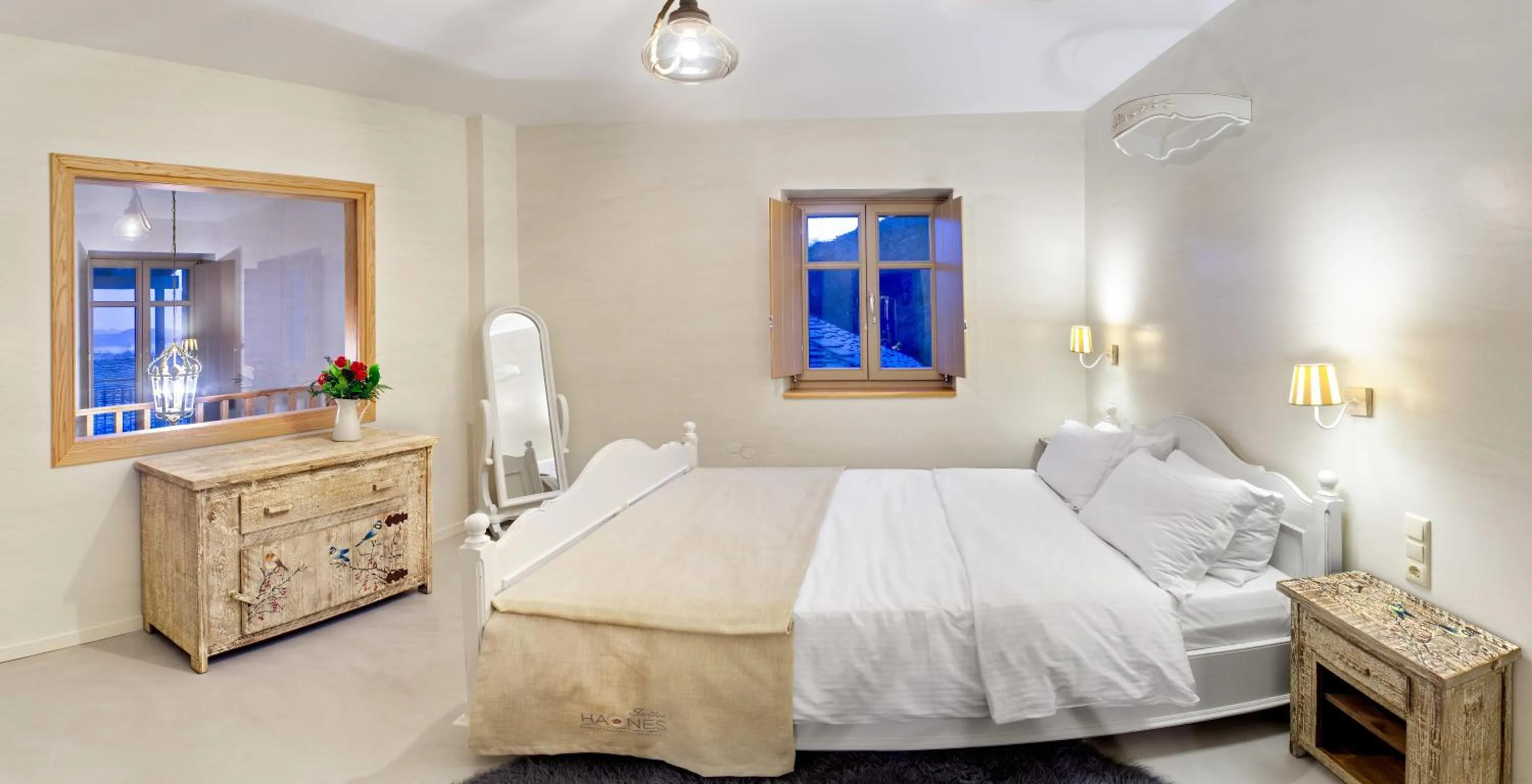 Bedroom, Bed in Haones Suites