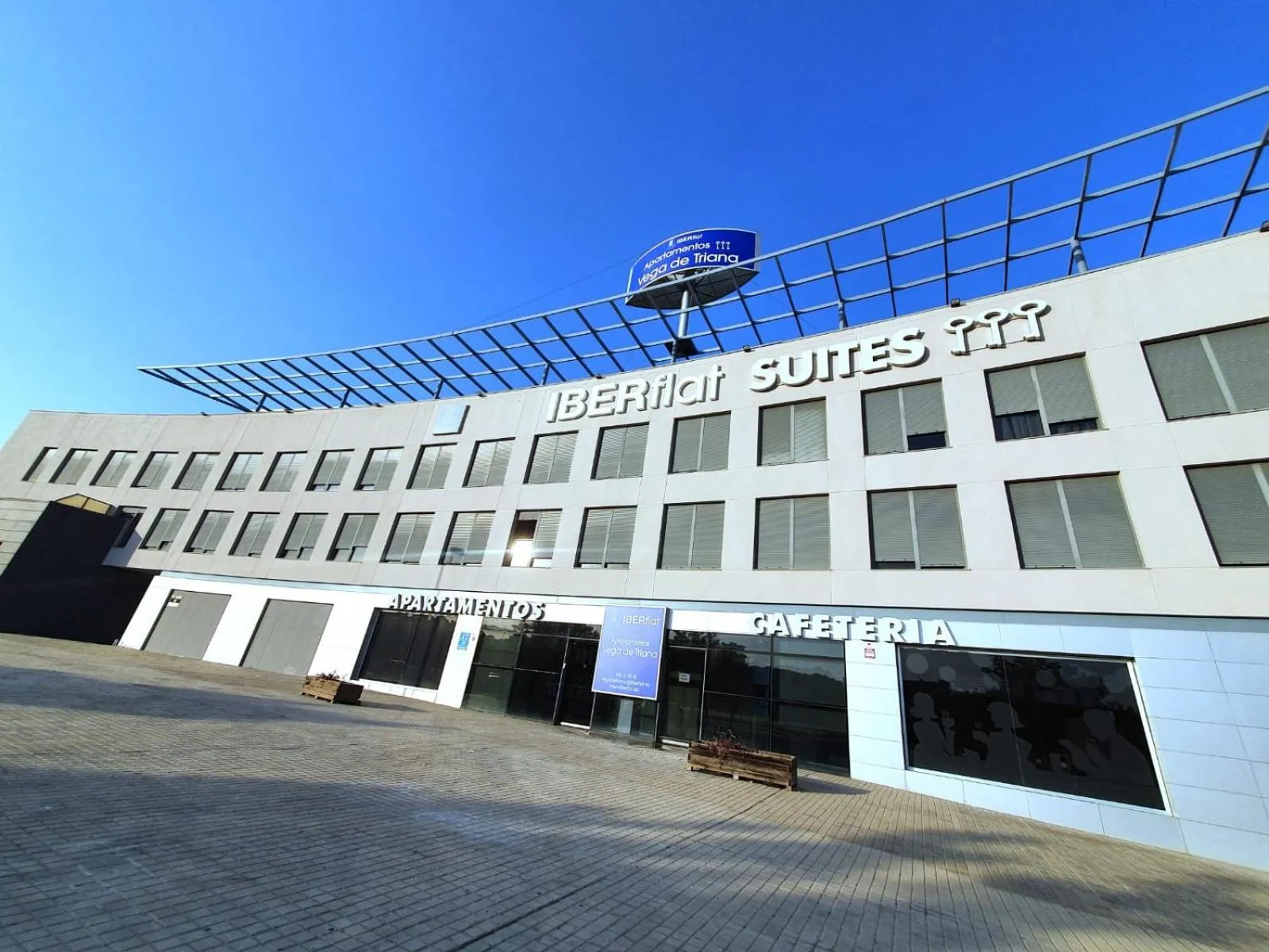 Property building in Iberflat Vega de Triana