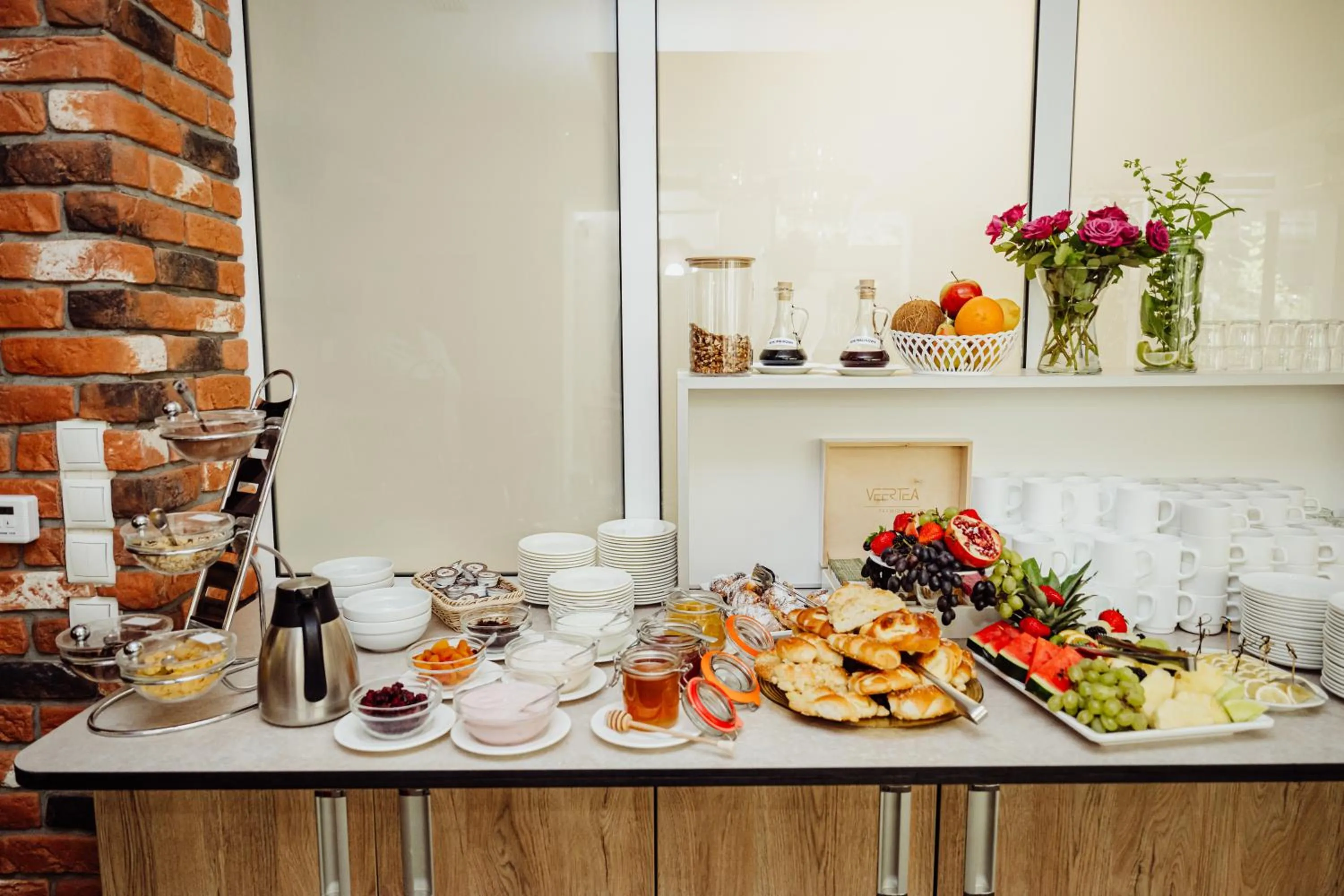 Buffet breakfast in Hotel Na Skarpie