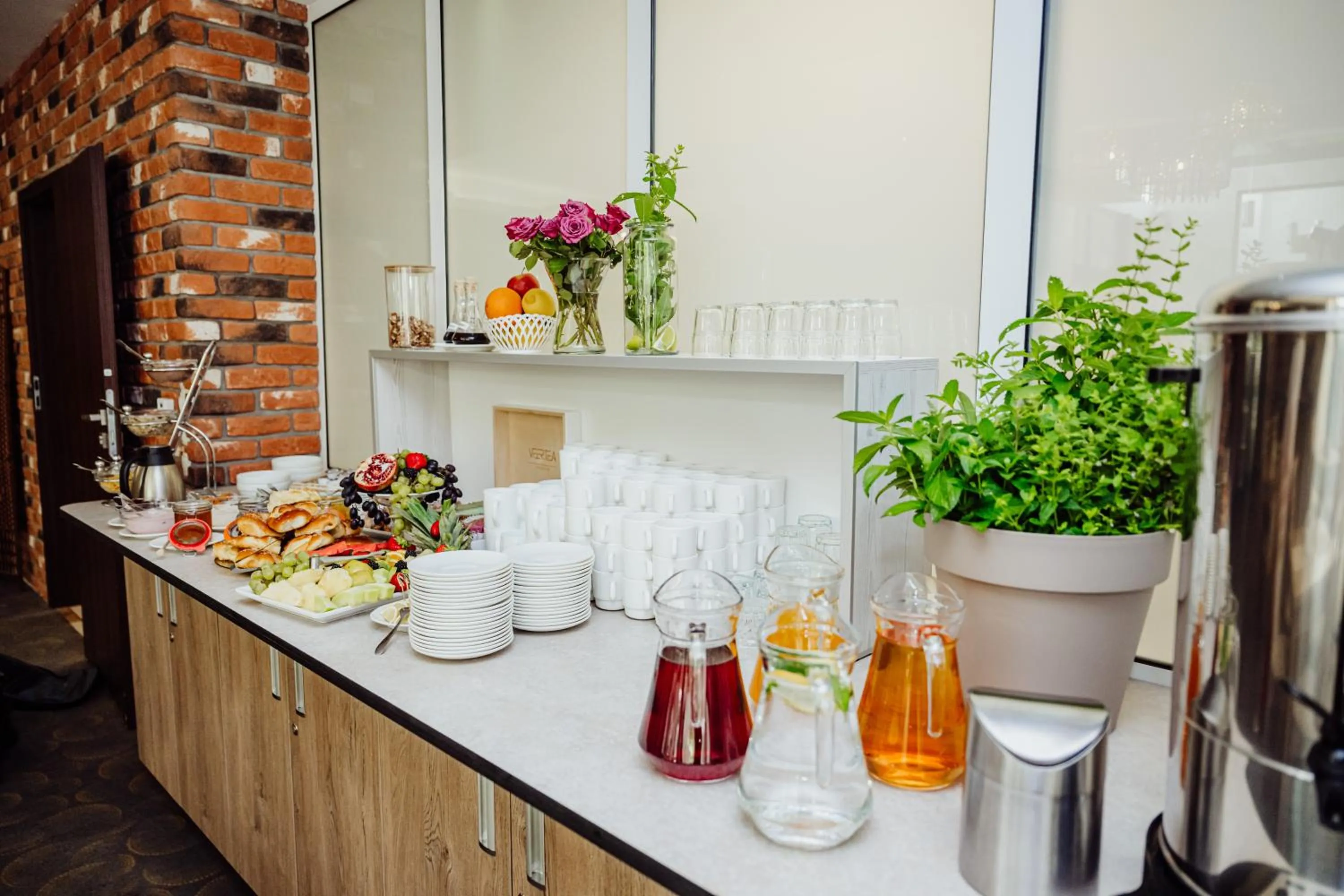 Buffet breakfast in Hotel Na Skarpie