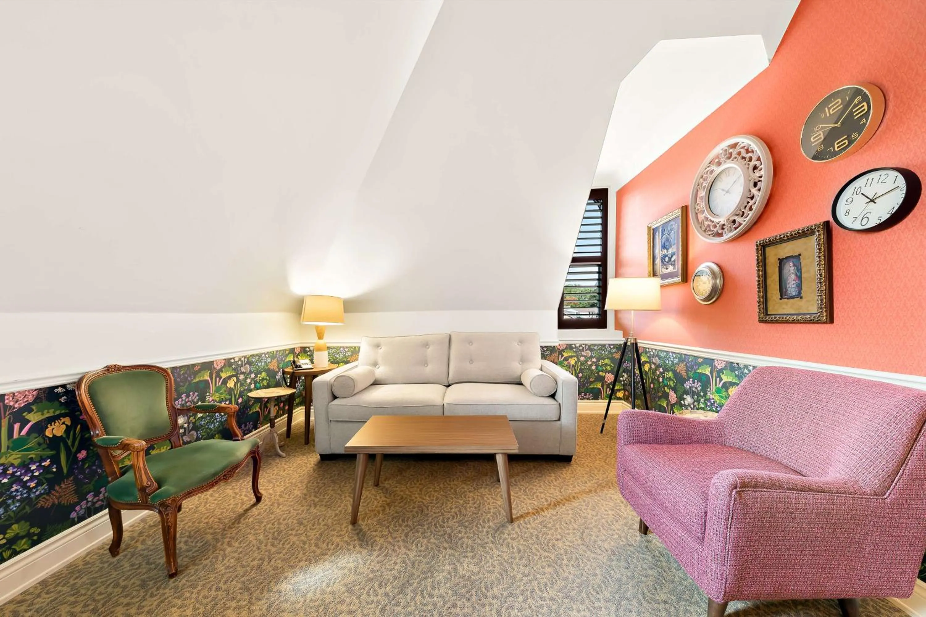 Bedroom in The Arlington Hotel - BW Signature Collection