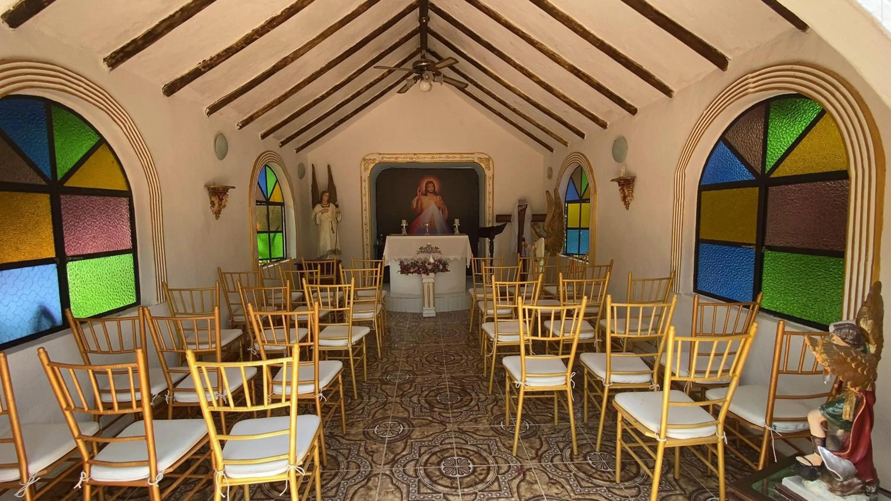 Property building in Hotel Rosalinda Campestre del Llano