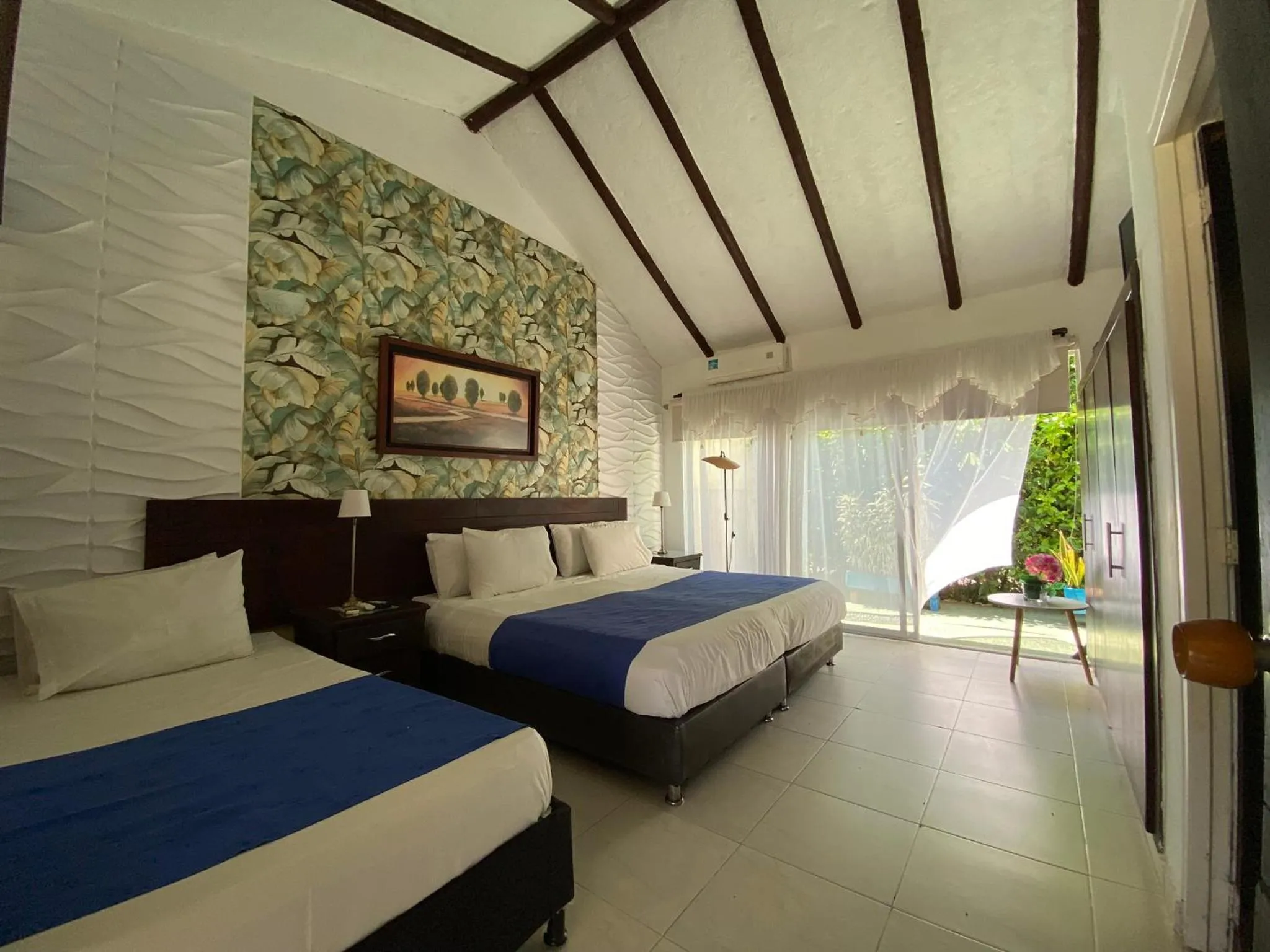 Photo of the whole room, Bed in Hotel Rosalinda Campestre del Llano