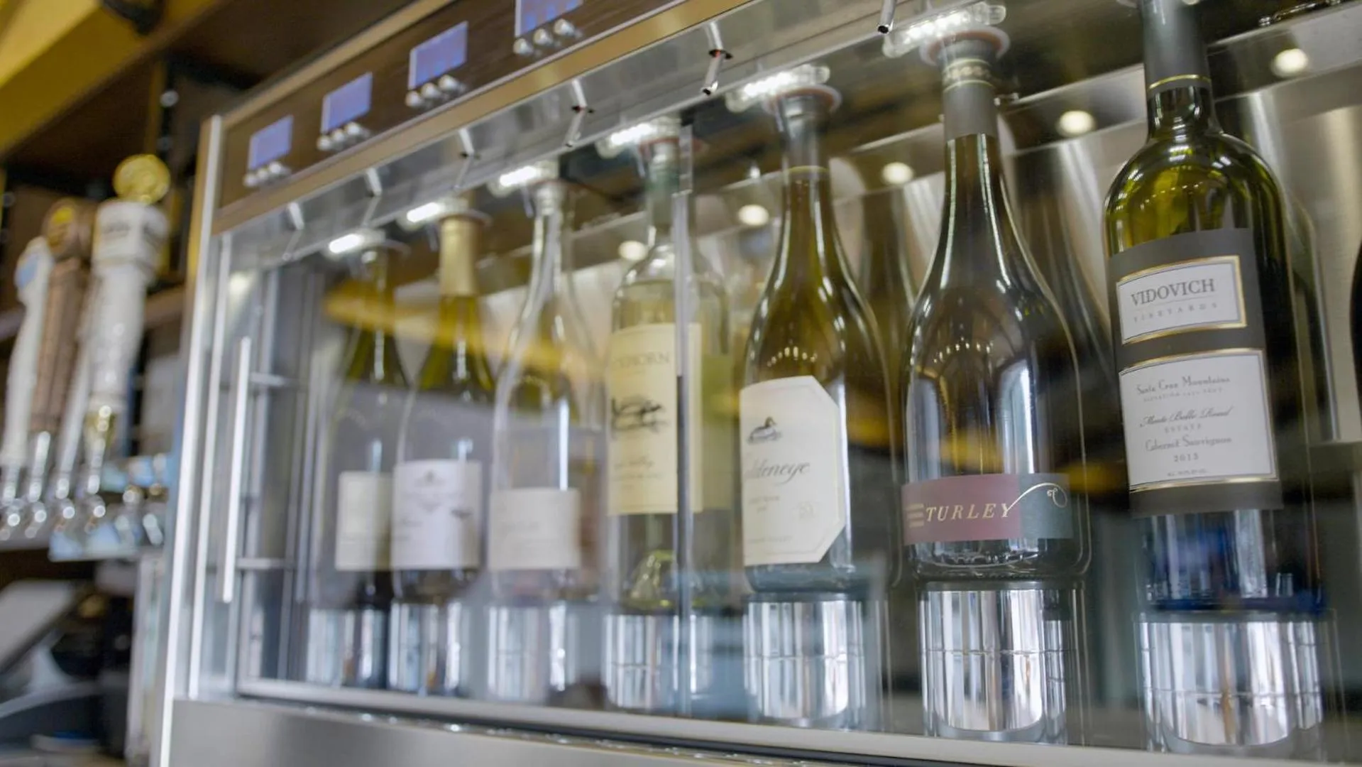 Drinks in The Nest Hotel Palo Alto