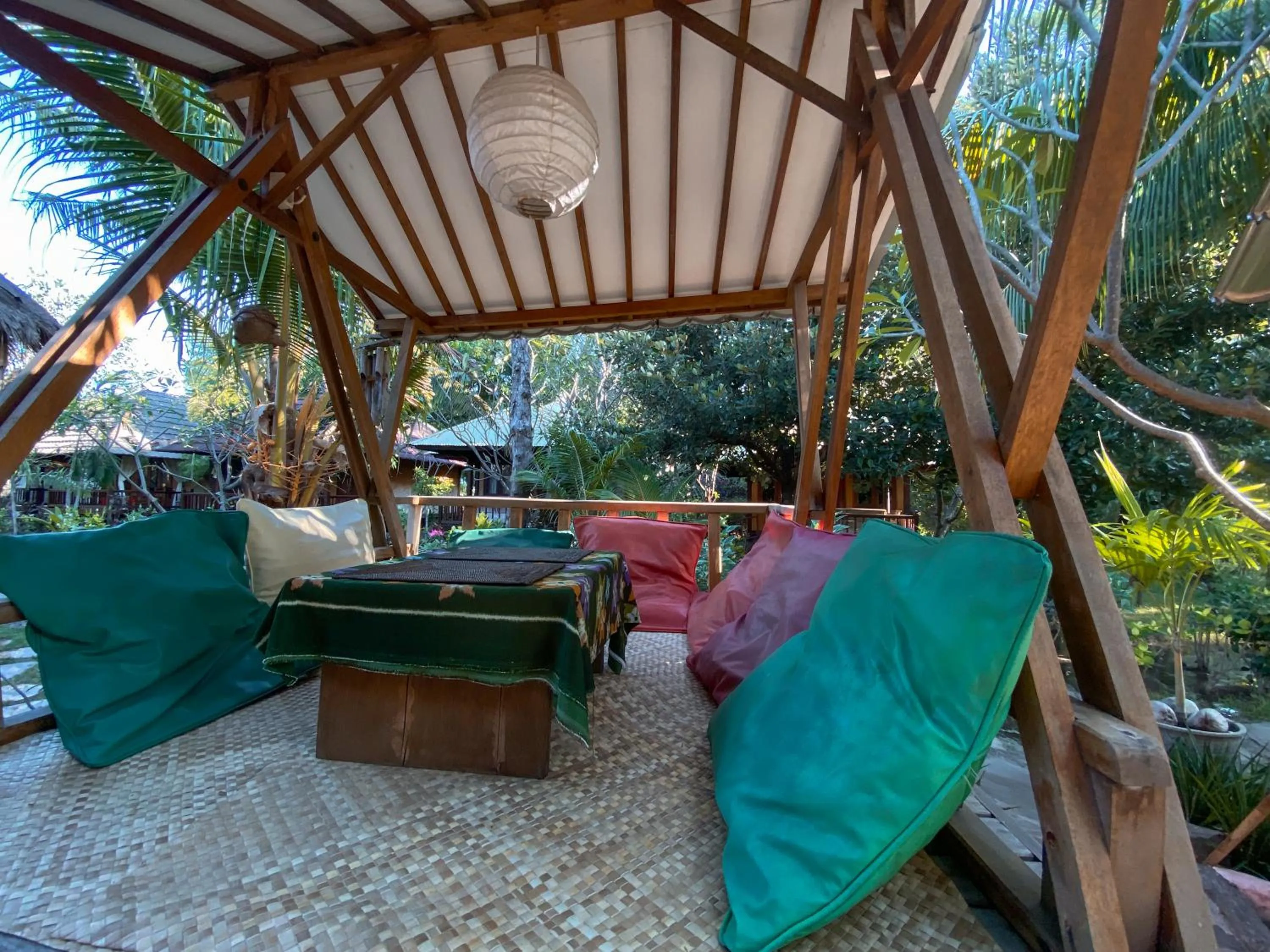 Restaurant/places to eat in Sejuk Cottages