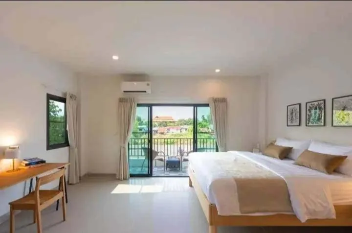 Bed in Modern House CNX