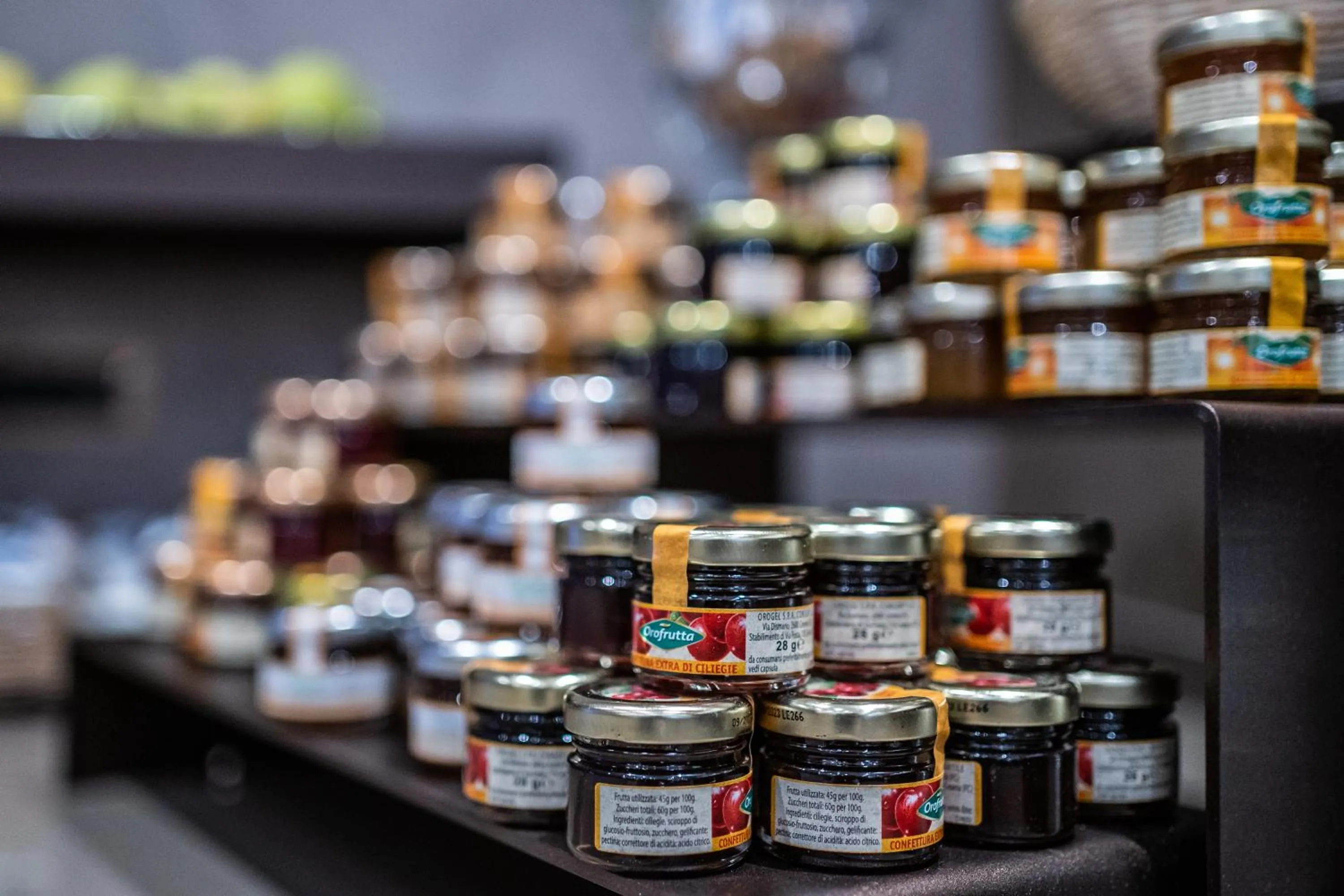 Breakfast in Hotel Globo Suite-Correnti hotels