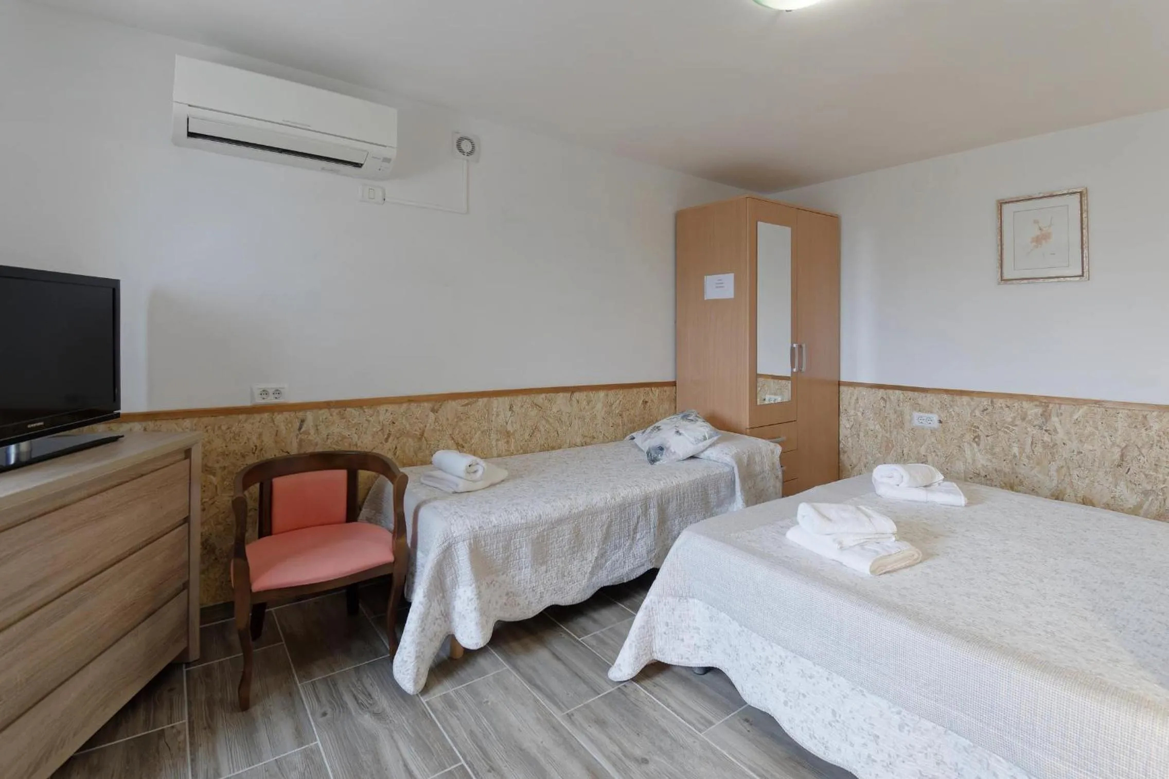 Bedroom, Bed in Apartments Smile by Rent Istria